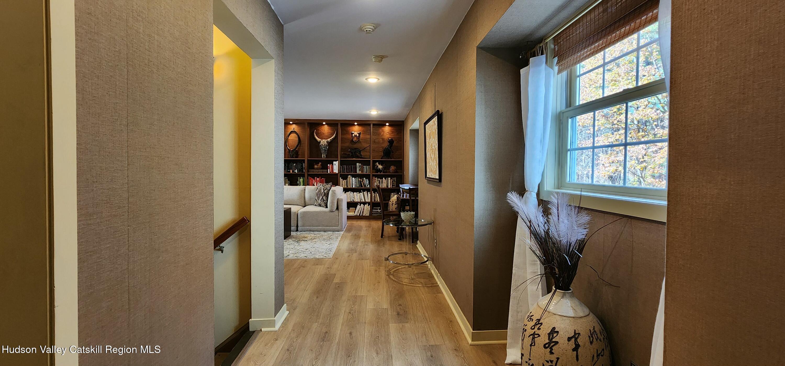 100 Greymouse Road Road