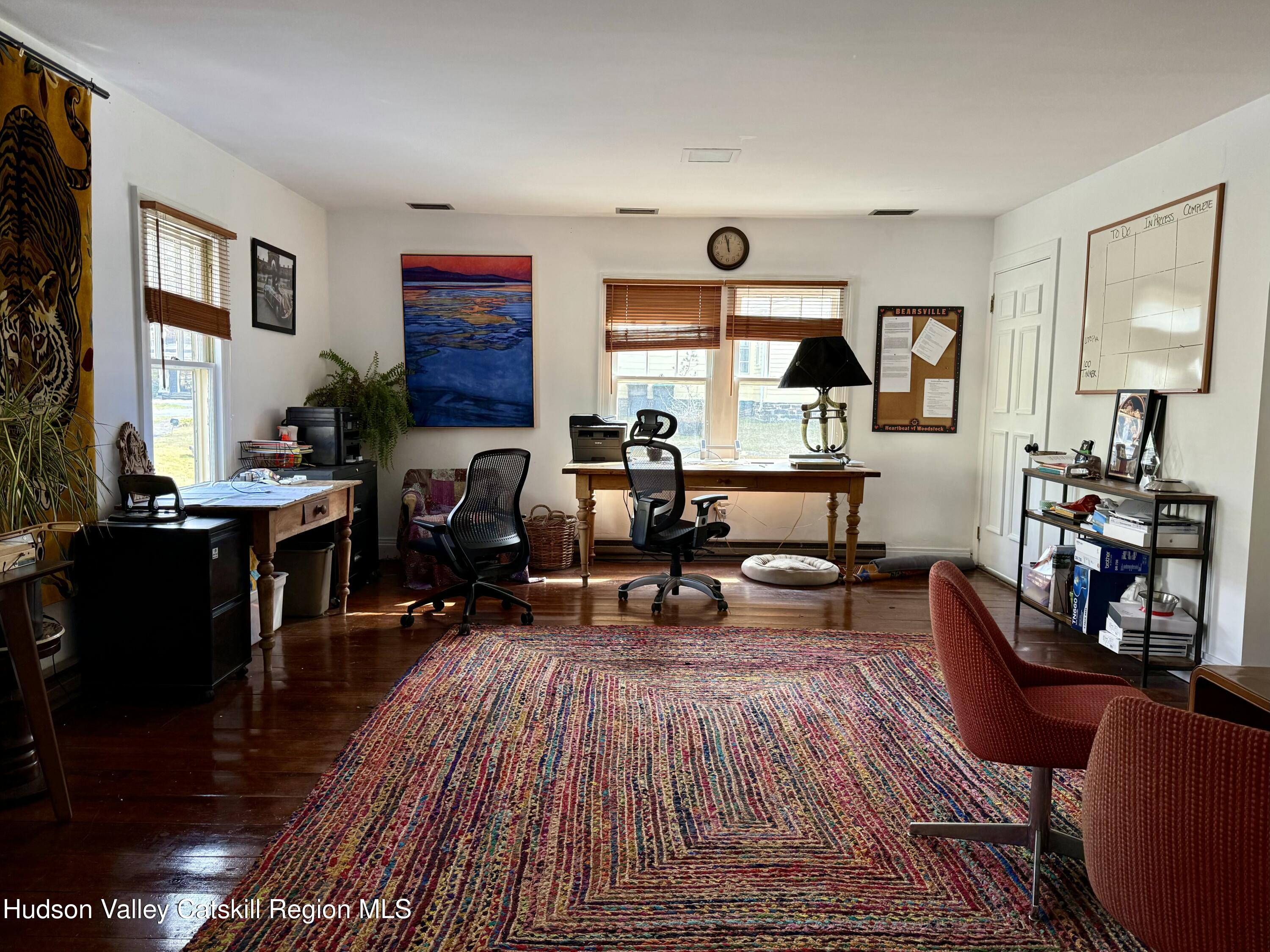 100 Tinker Street, A