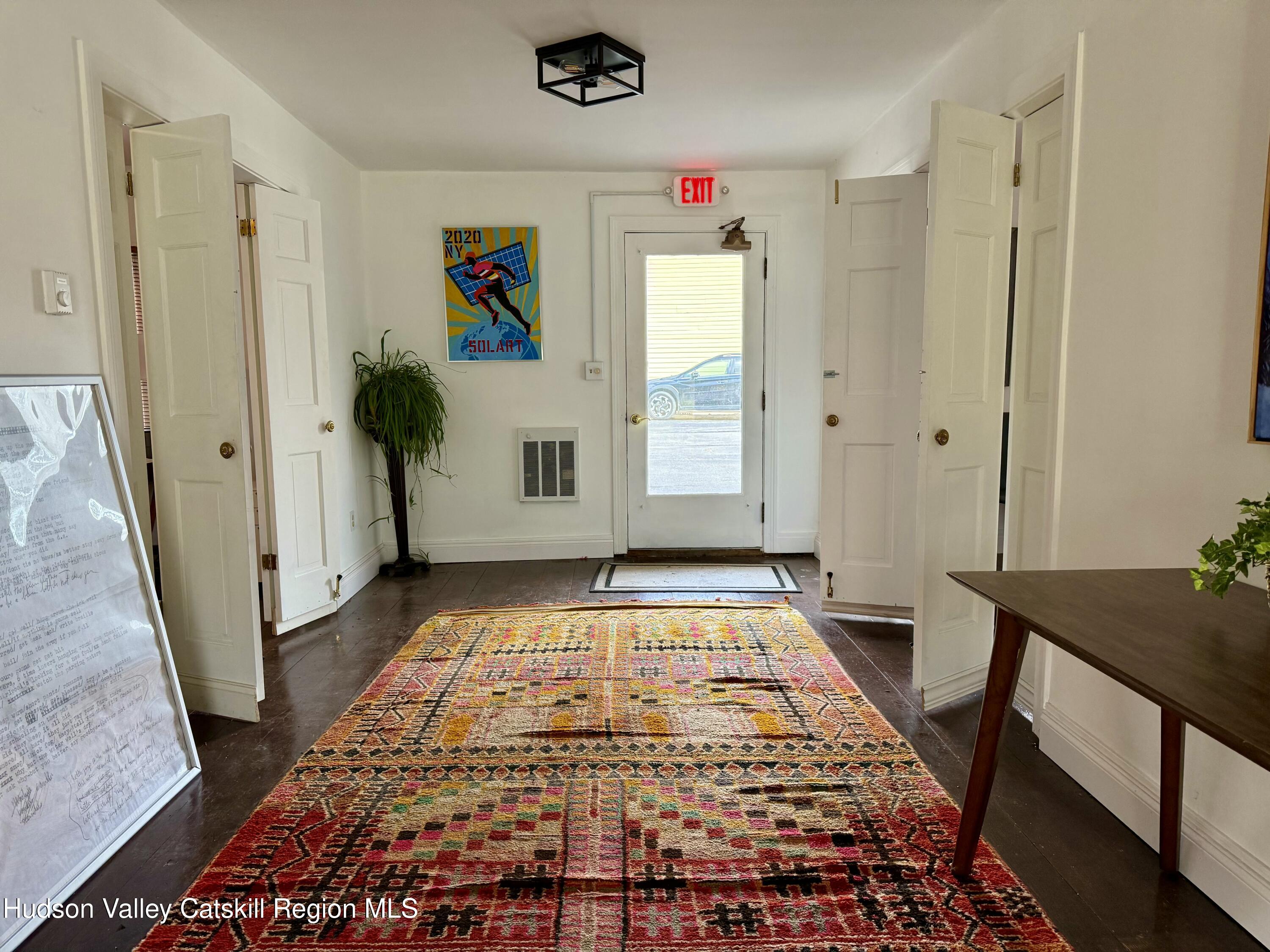 100 Tinker Street, A