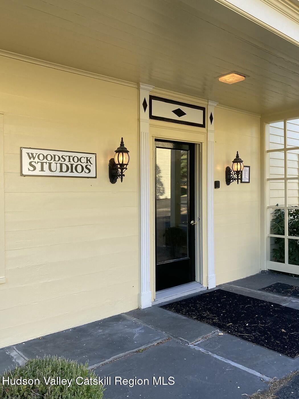 100 Tinker Street, B