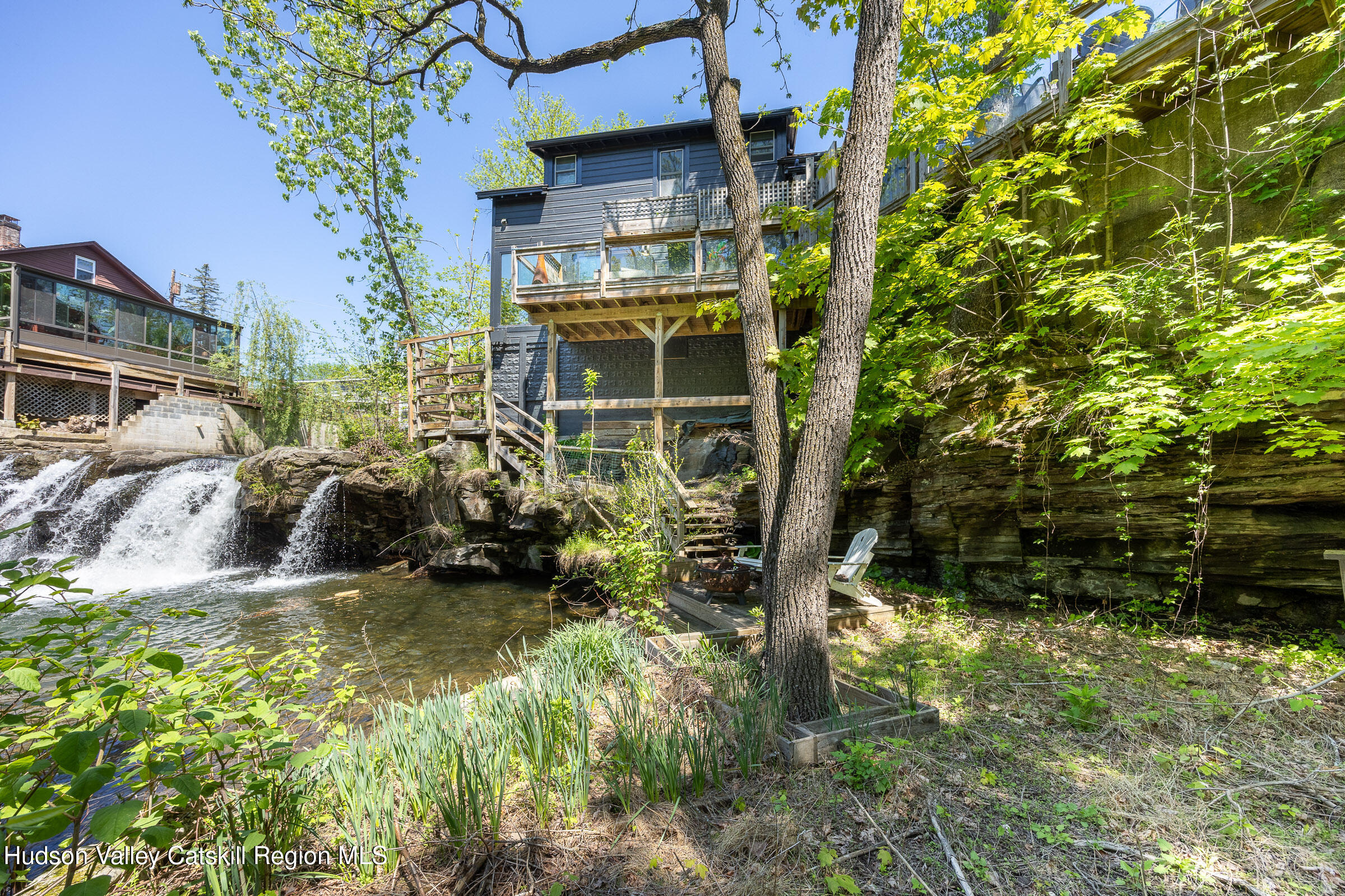 8 Tannery Brook Road