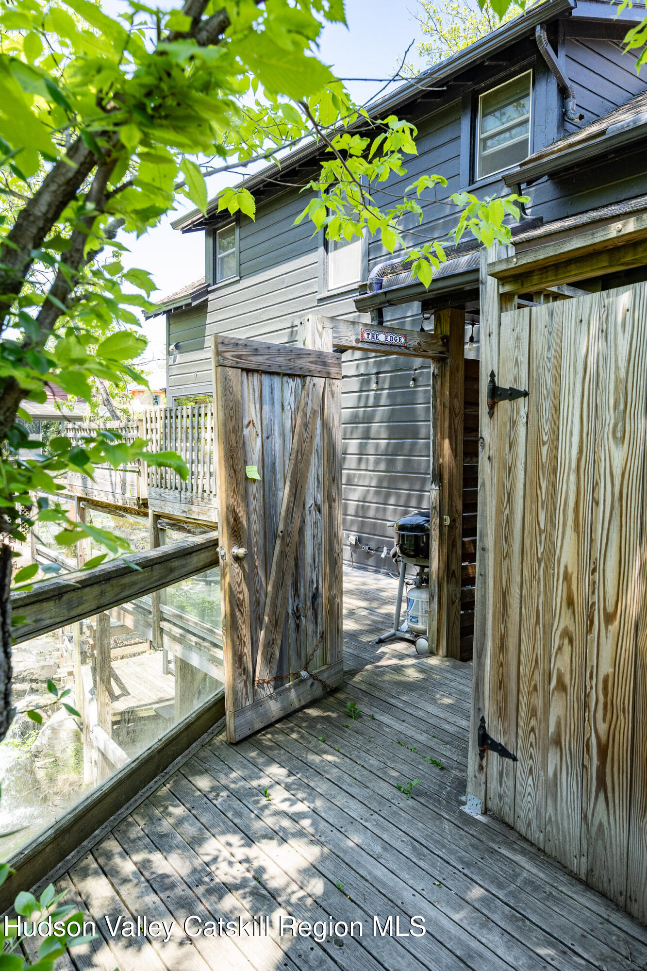 8 Tannery Brook Road