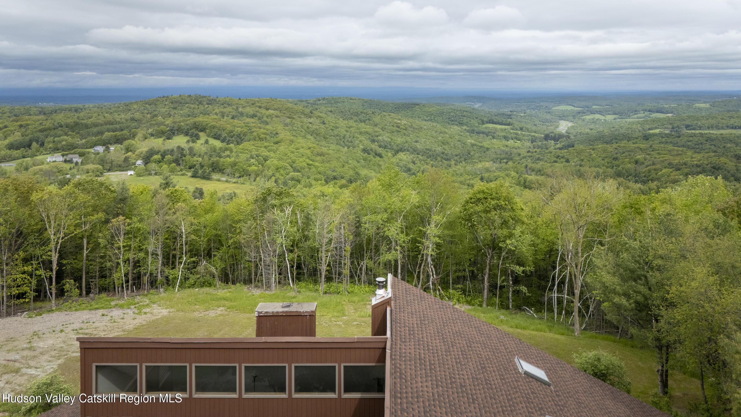25 Ridge Road