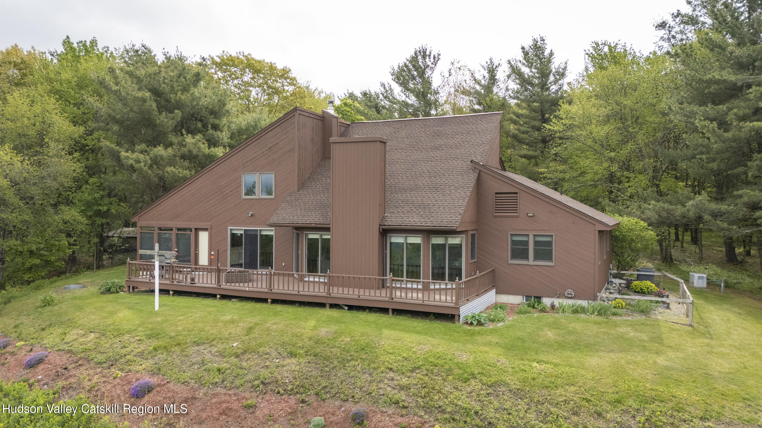 25 Ridge Road