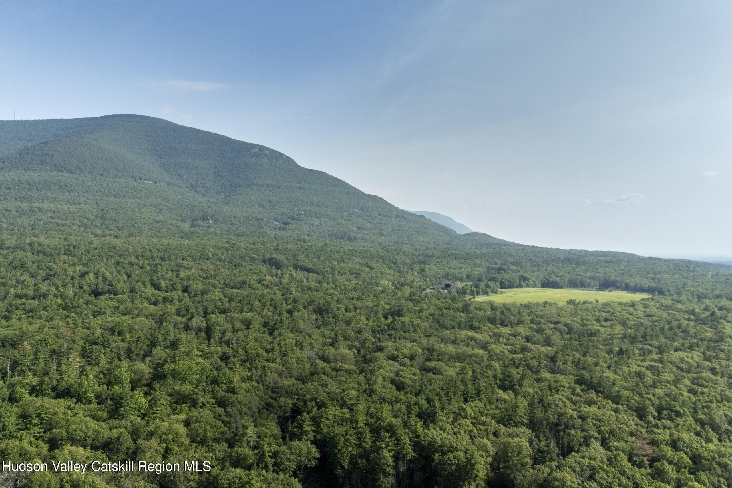 1807 Glasco Turnpike