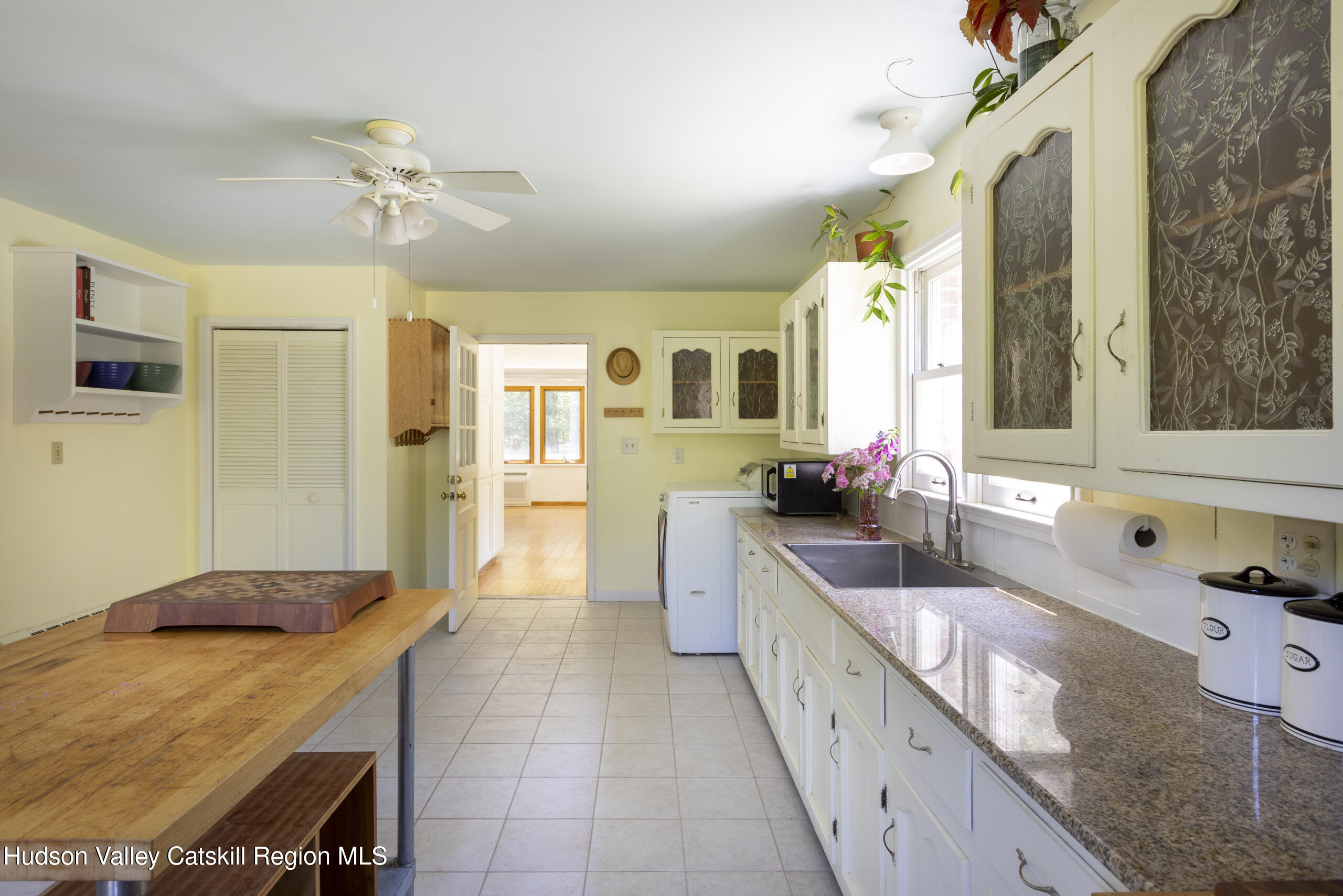 1807 Glasco Turnpike