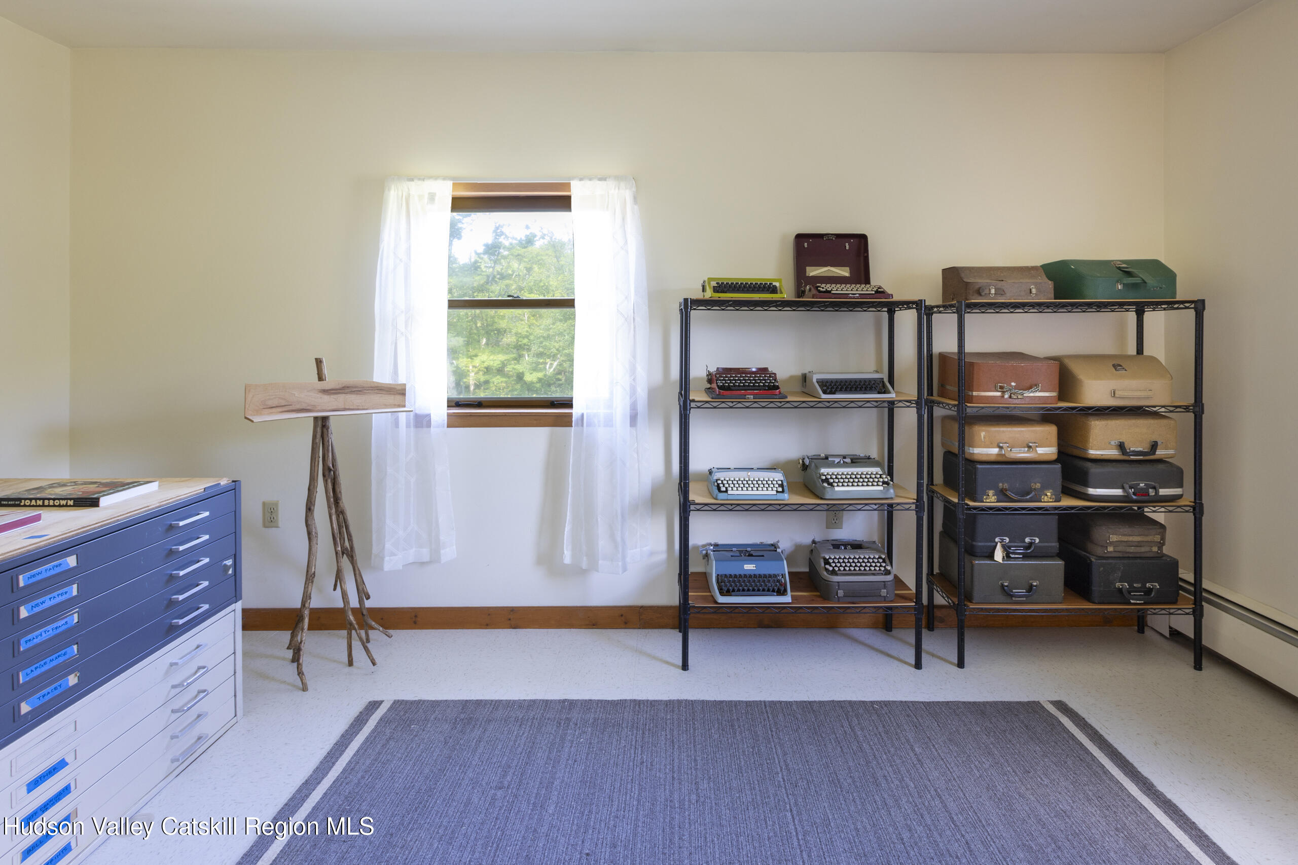 1807 Glasco Turnpike