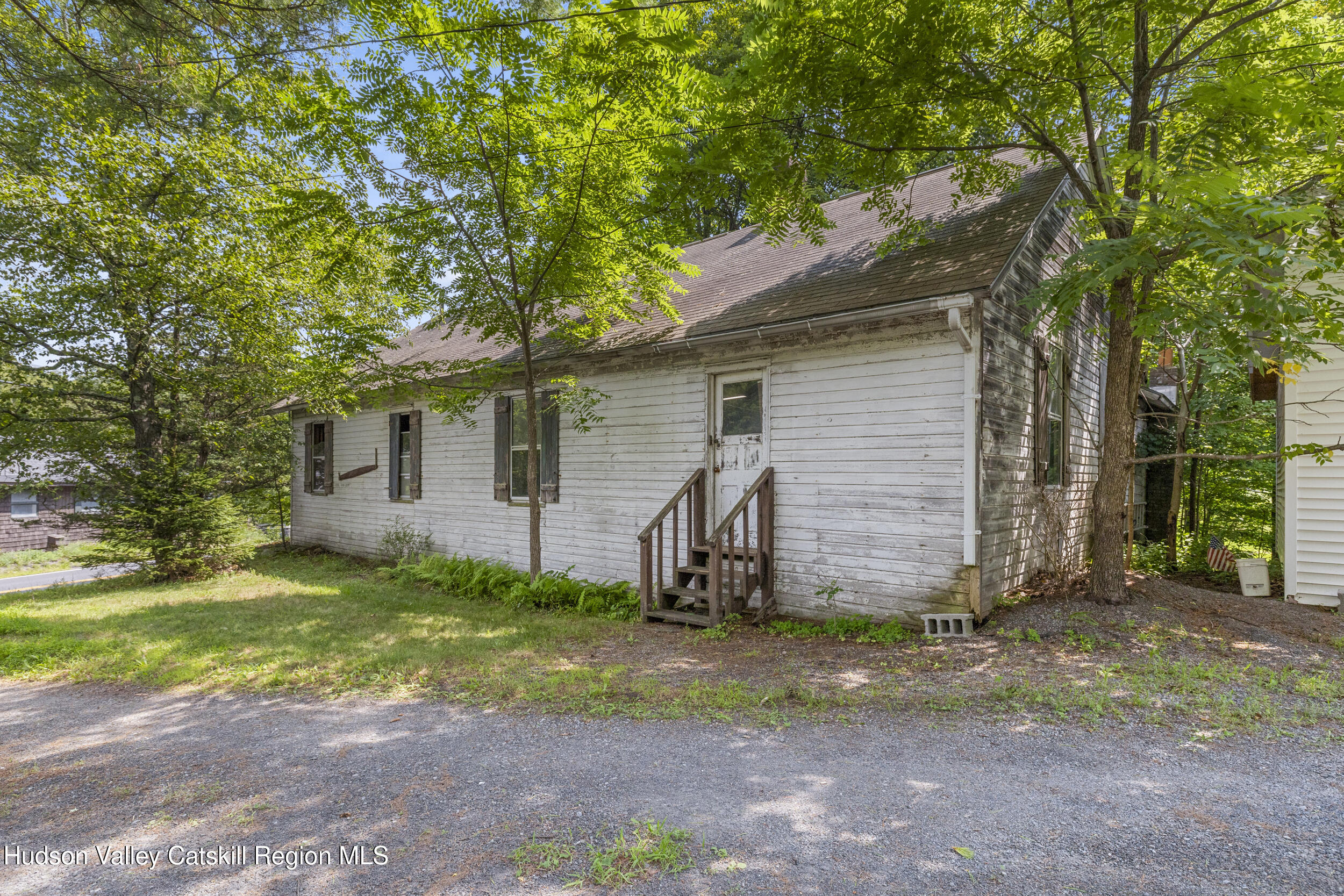 427 West Saugerties Road