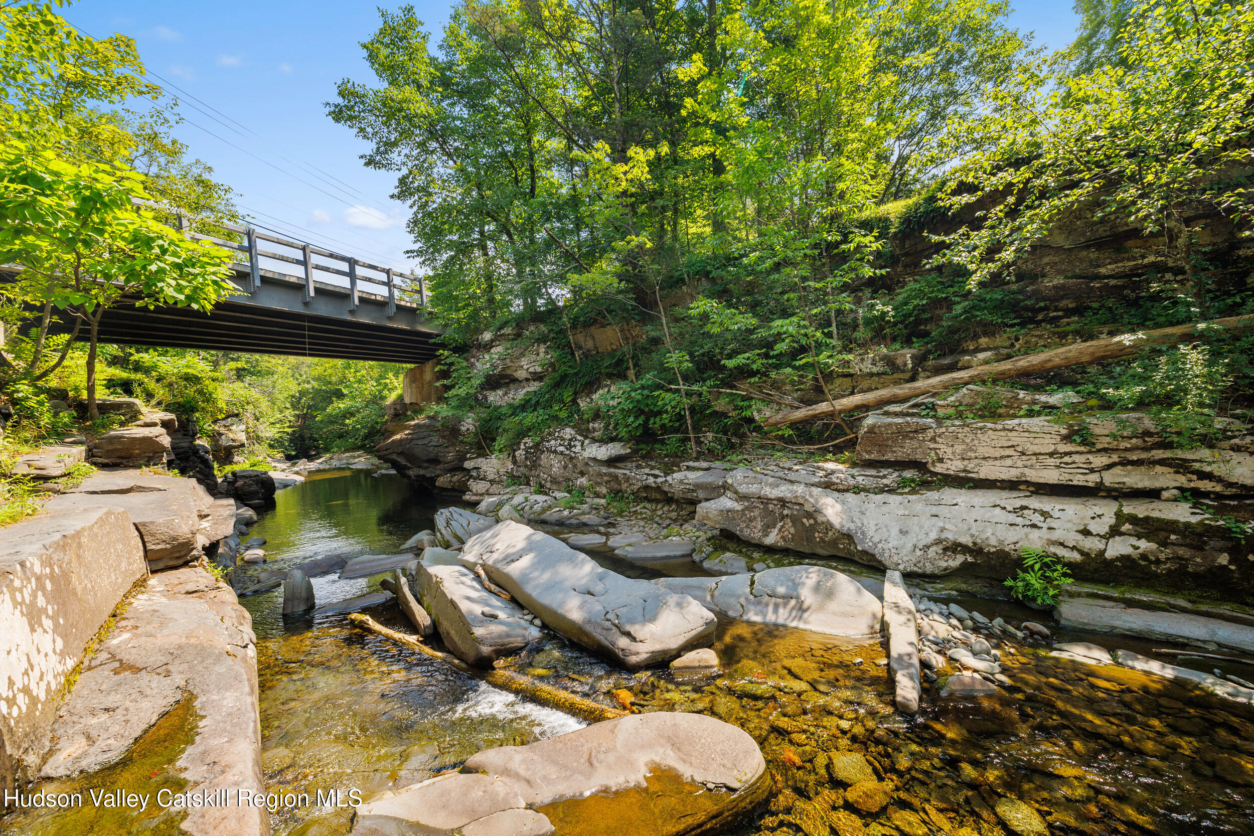 427 West Saugerties Road