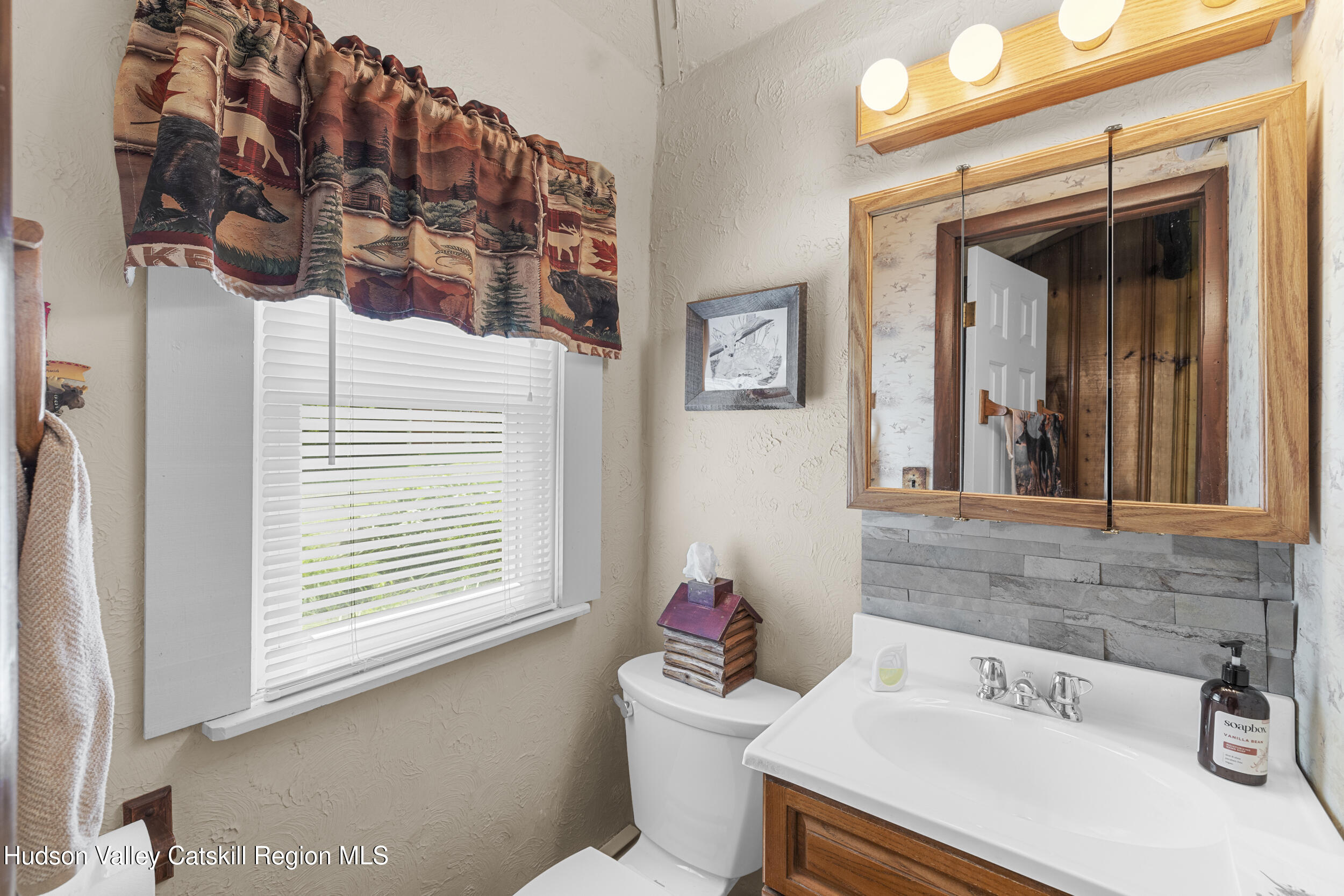 427 West Saugerties Road