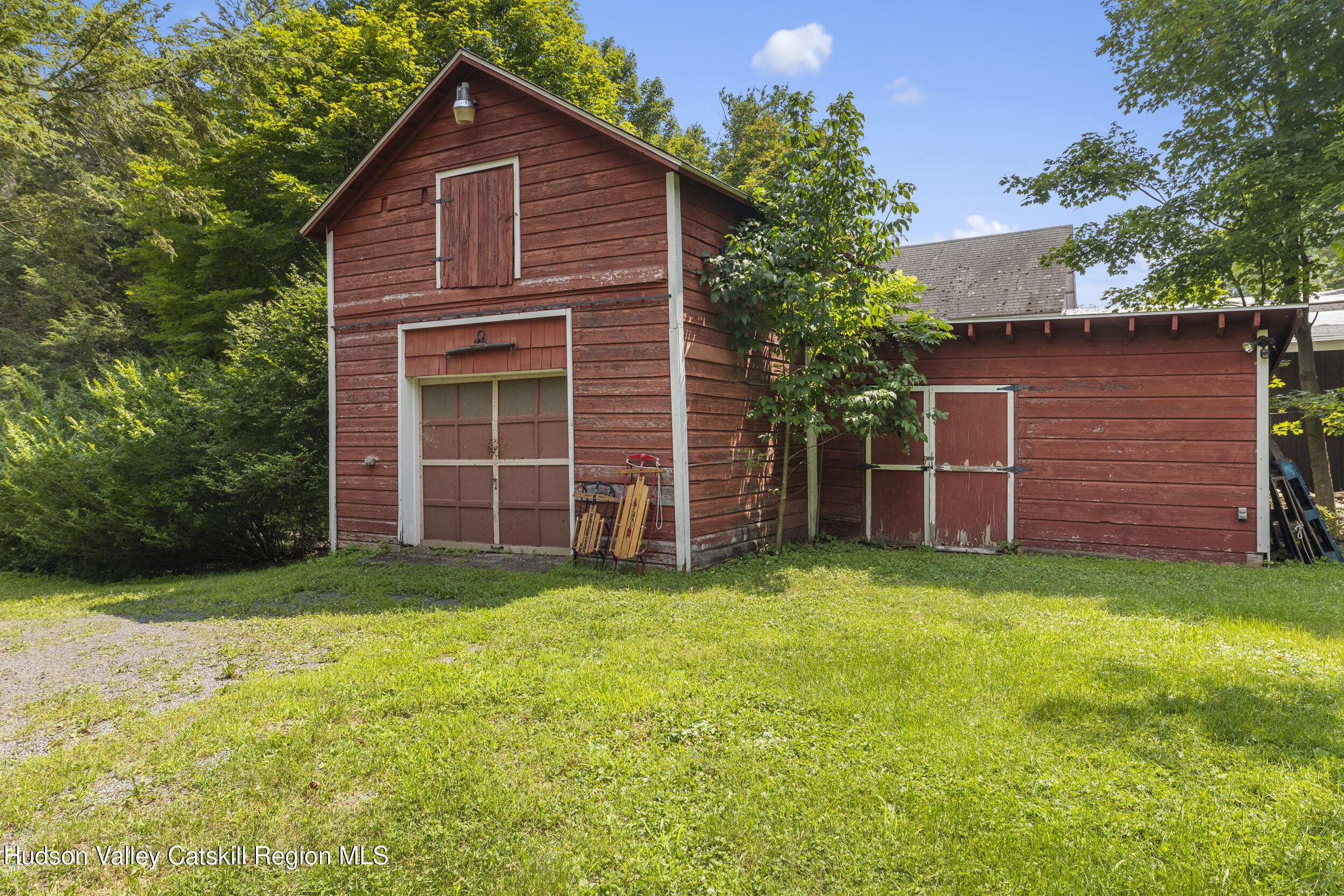 427 West Saugerties Road