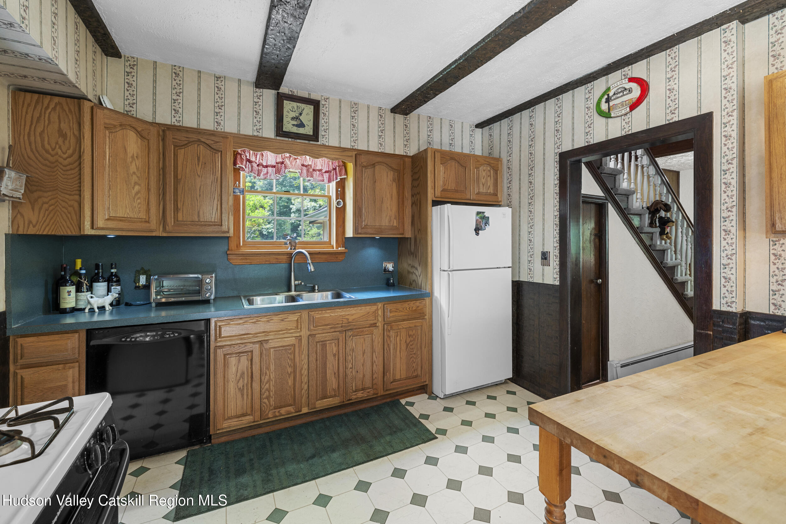 427 West Saugerties Road