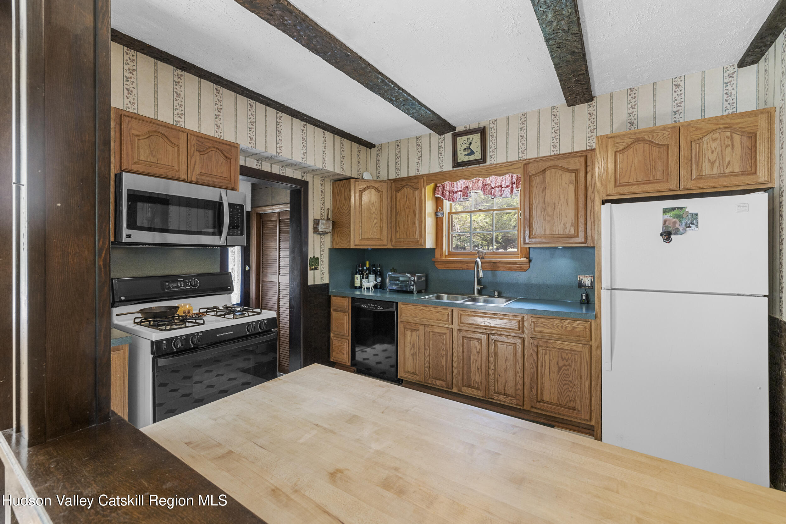 427 West Saugerties Road