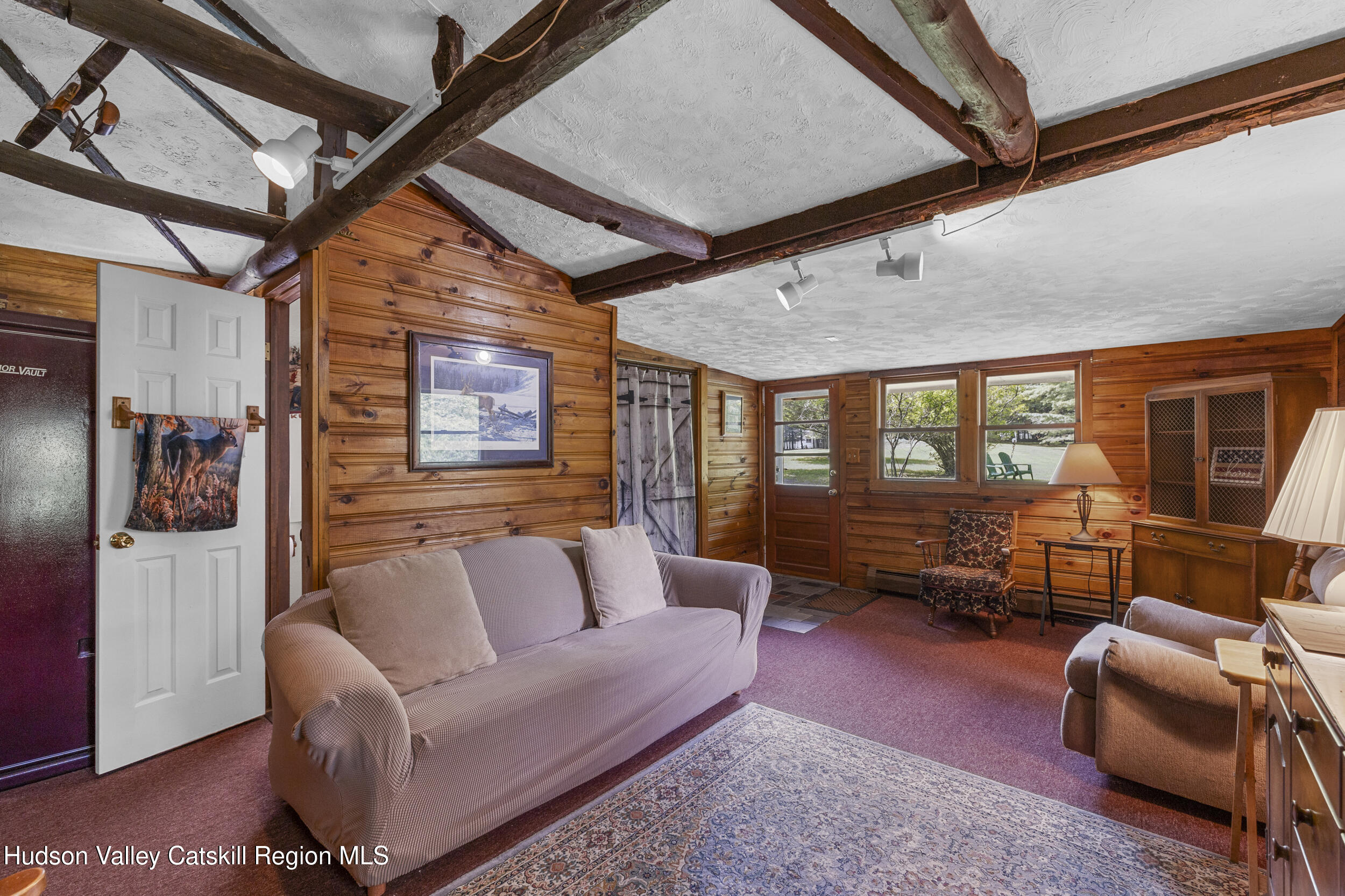 427 West Saugerties Road