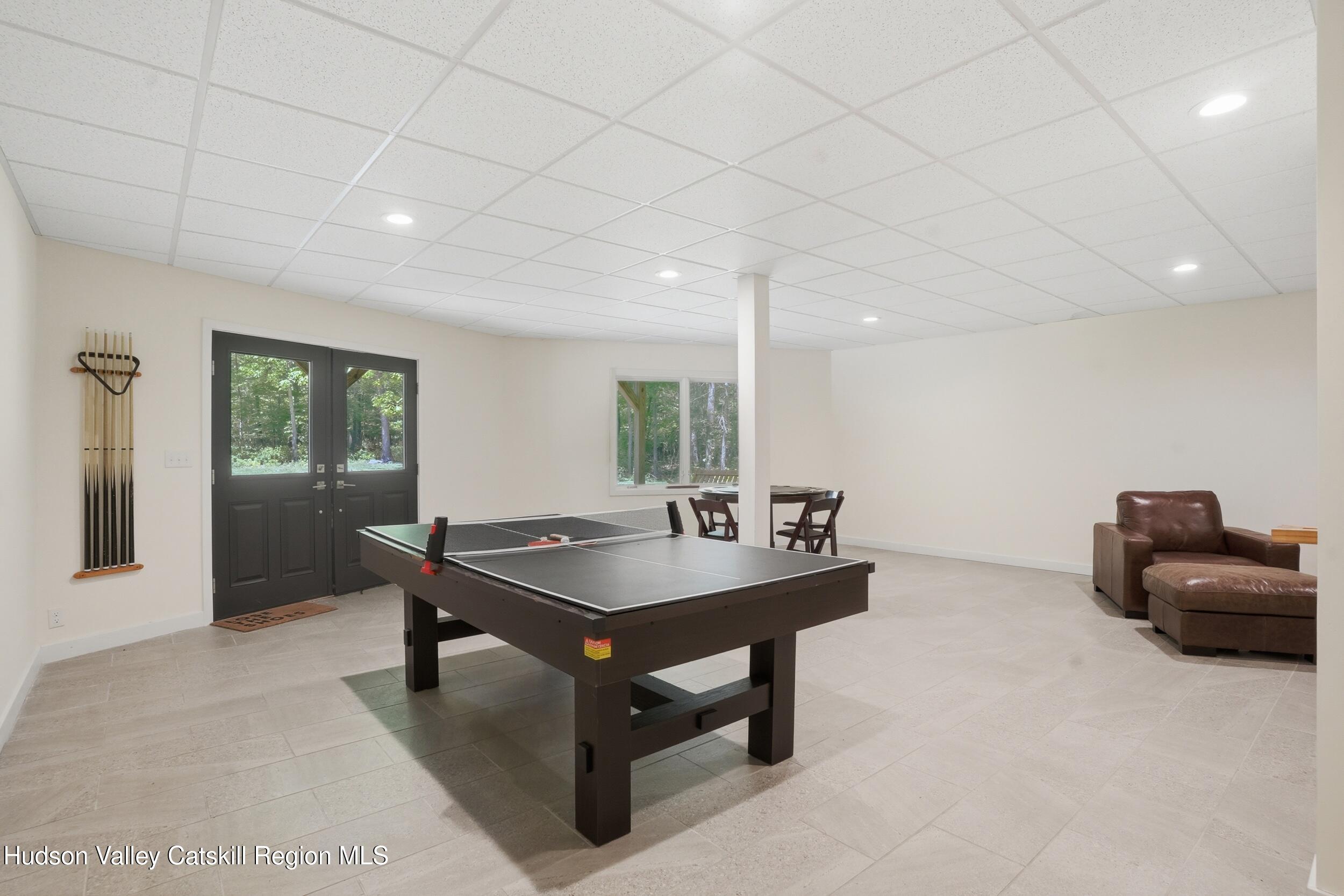 21 Woodland Lane
