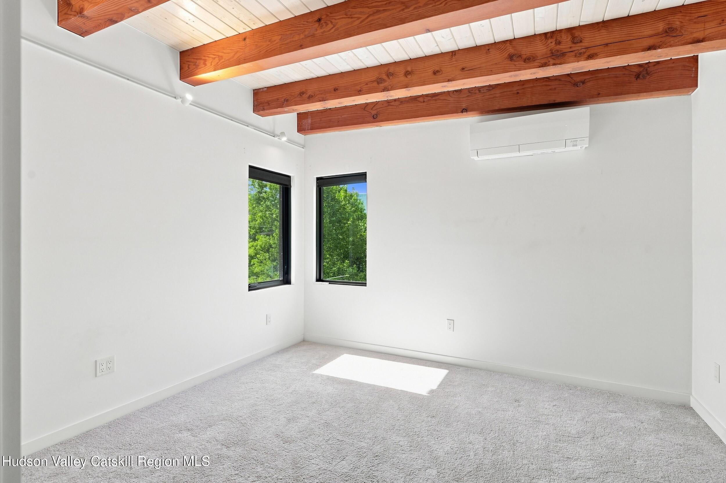 23 Traver Hollow Road