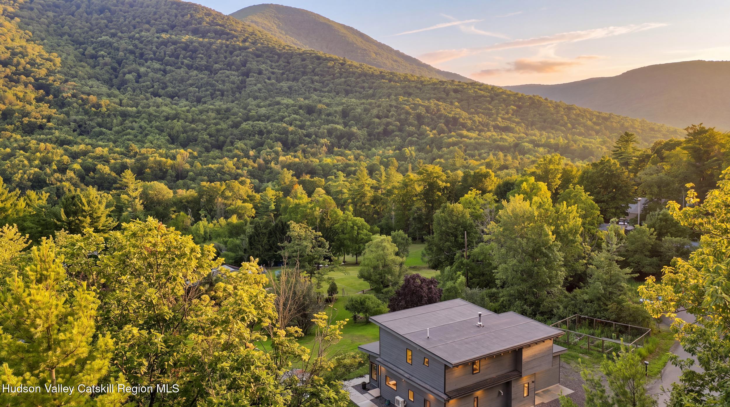 23 Traver Hollow Road