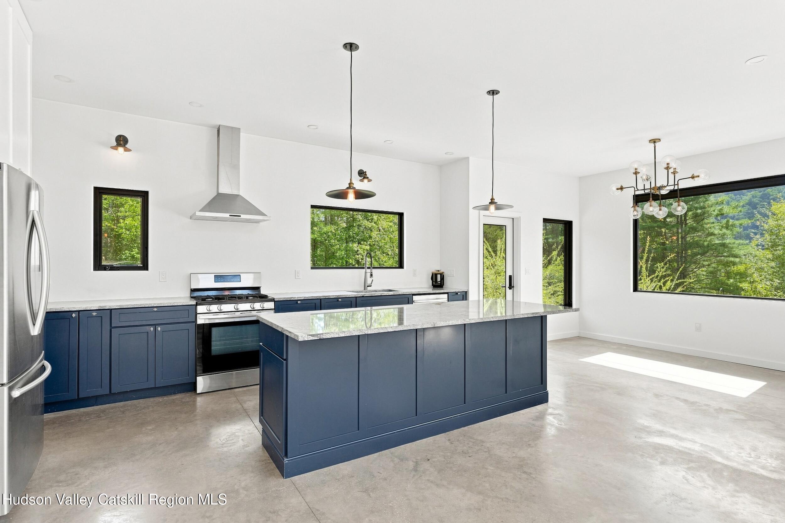 23 Traver Hollow Road