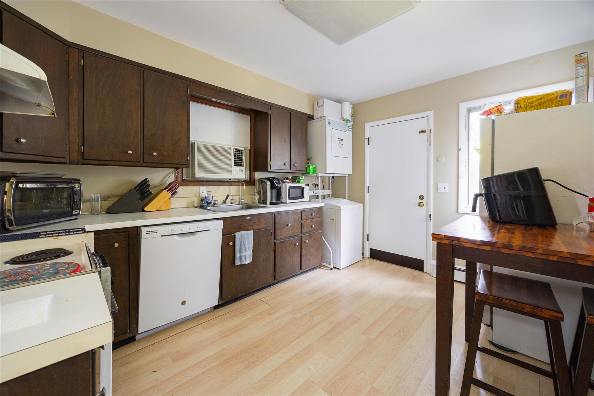 8 Rock Garden Way