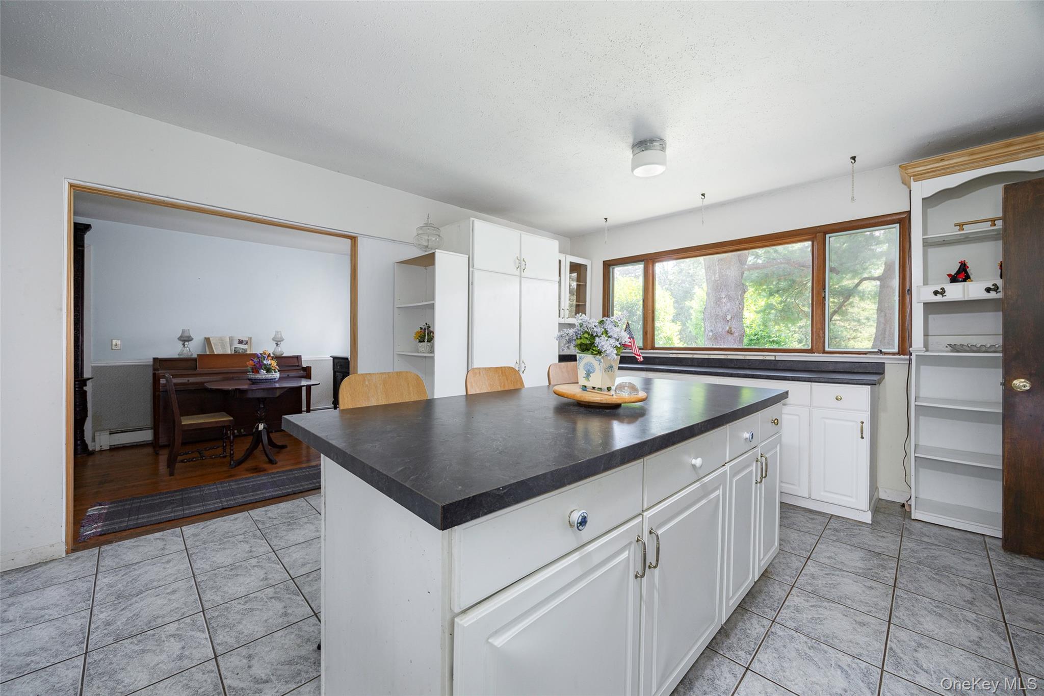 8 Rock Garden Way