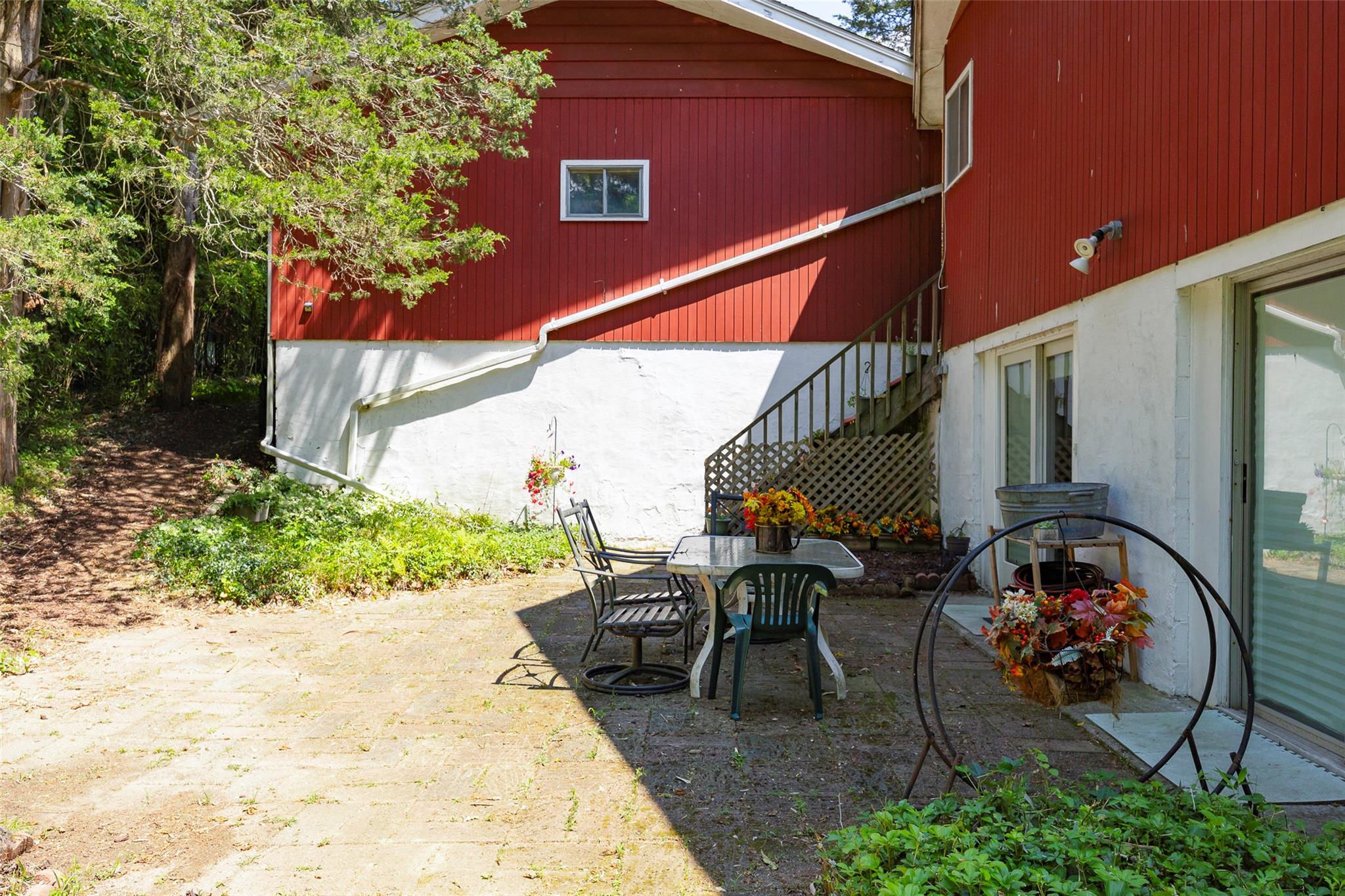 8 Rock Garden Way