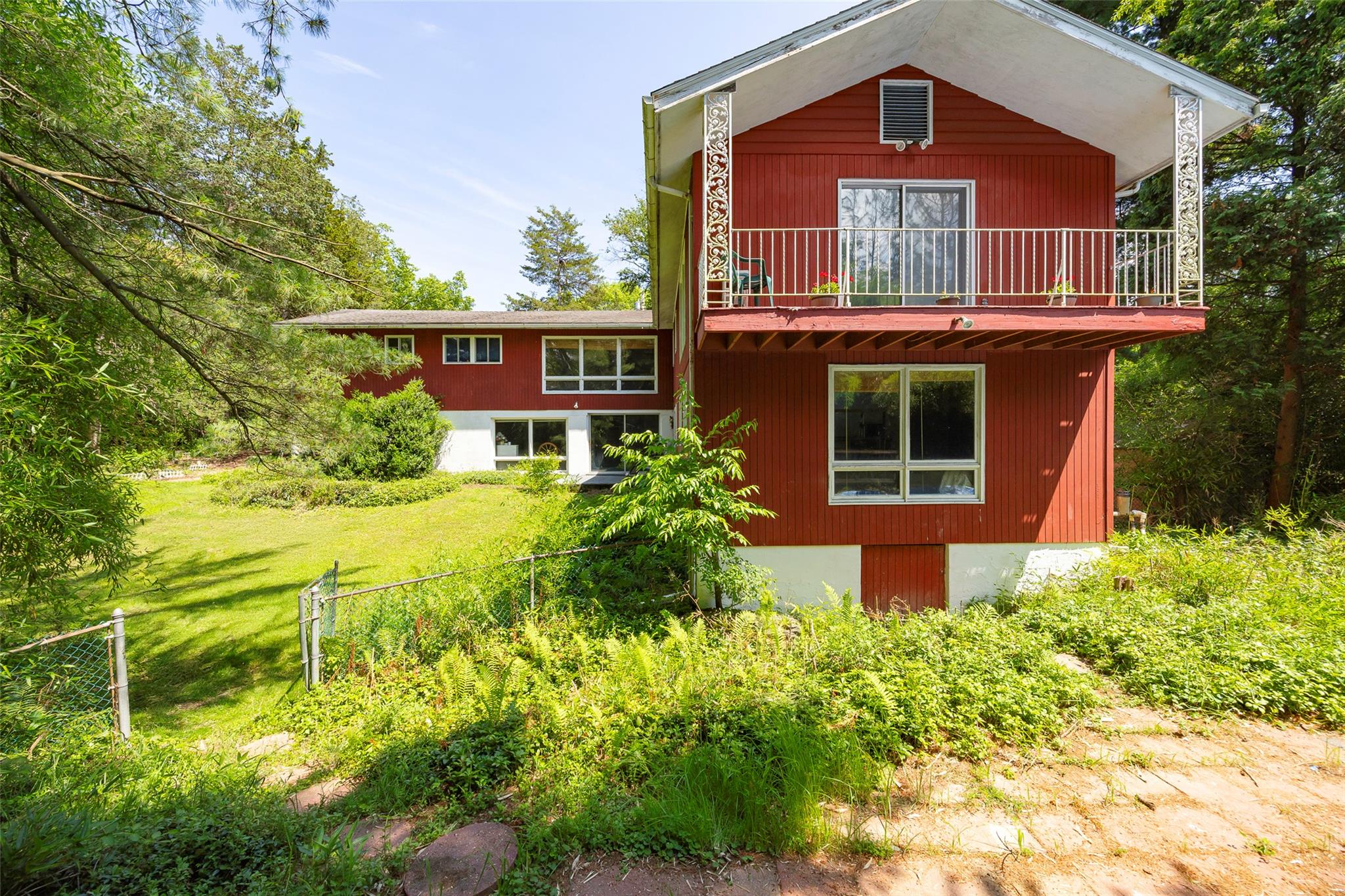 8 Rock Garden Way