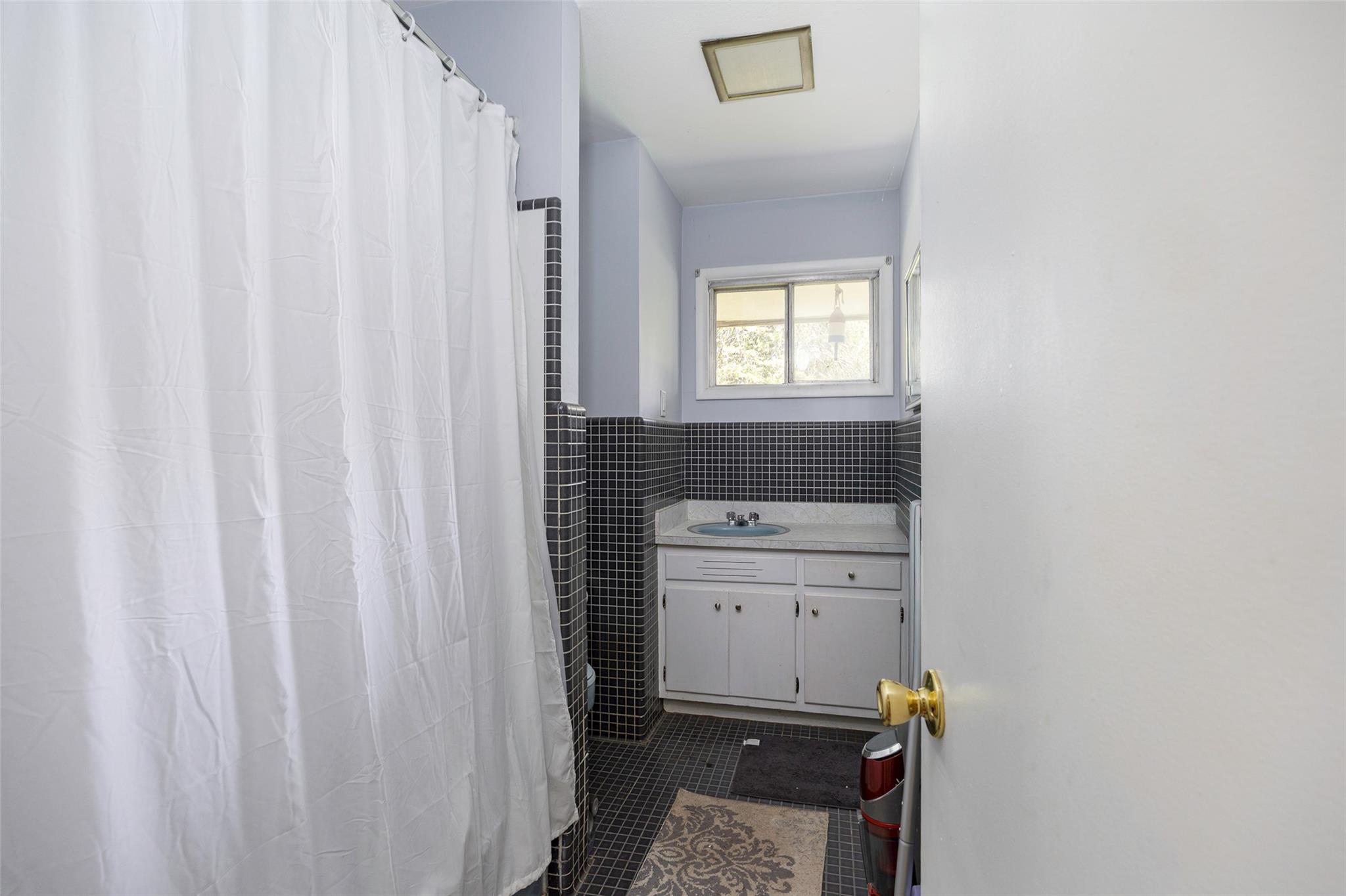 8 Rock Garden Way