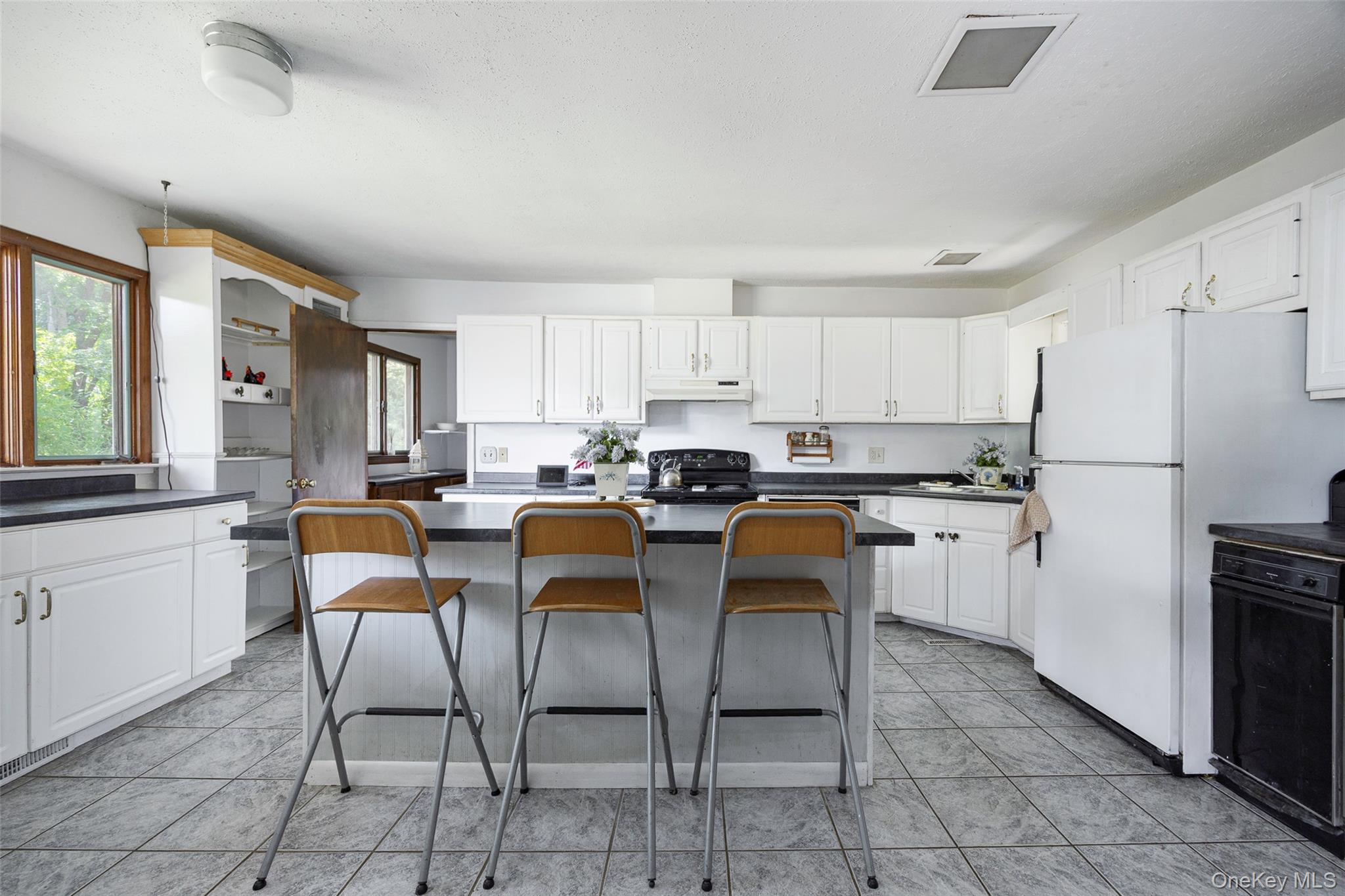 8 Rock Garden Way