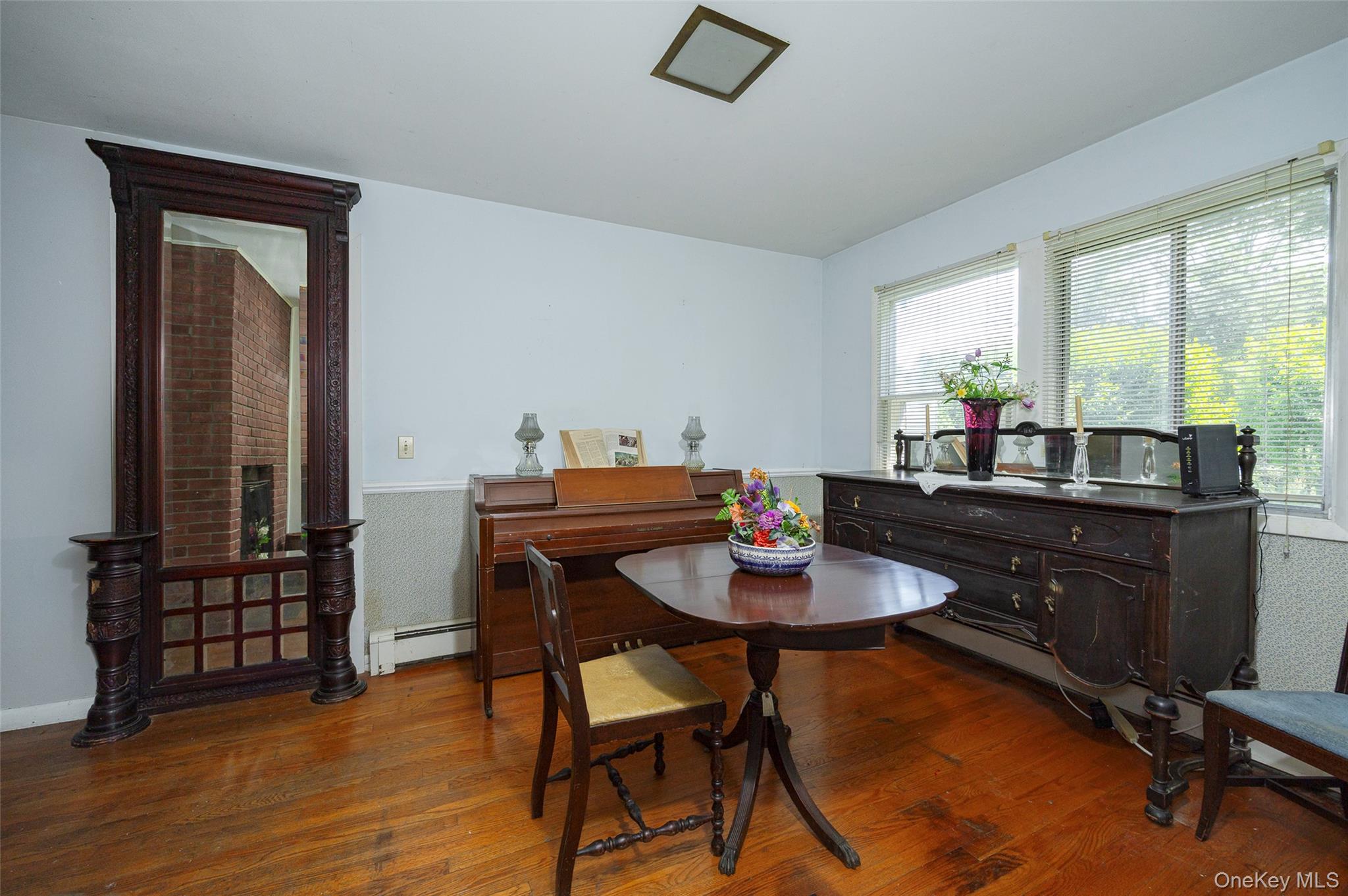 8 Rock Garden Way