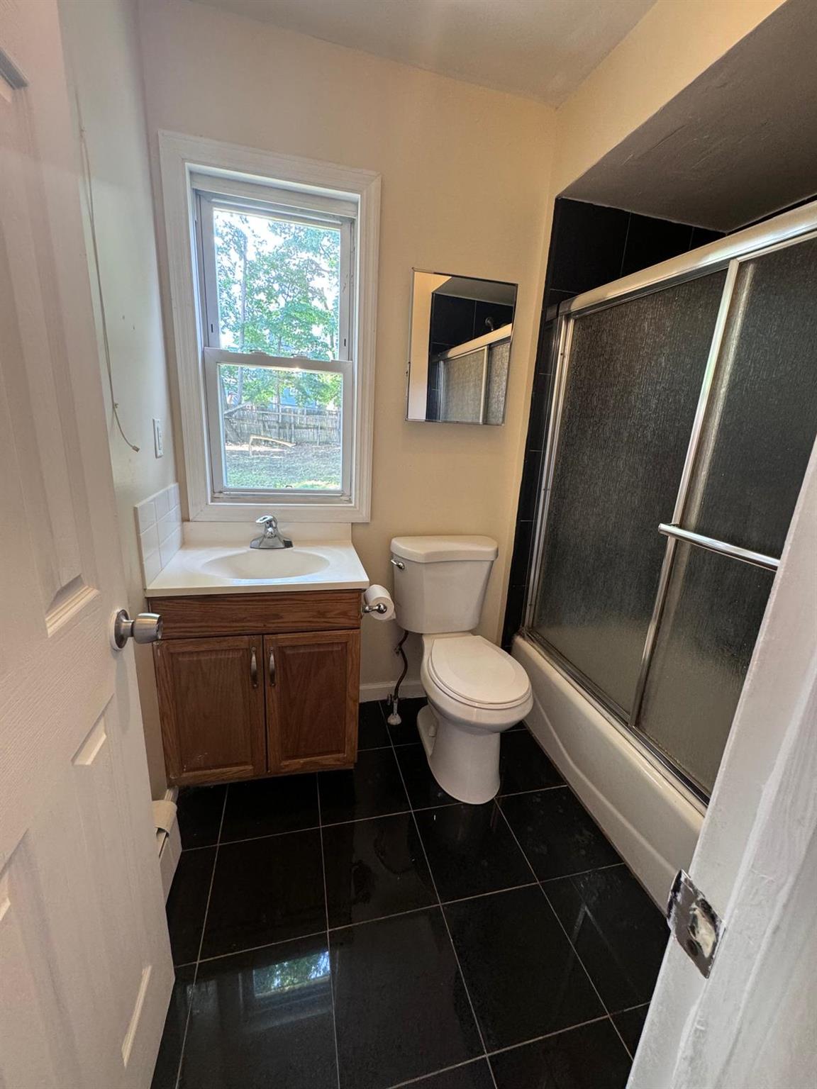 77 Cottage Street Unit: 1