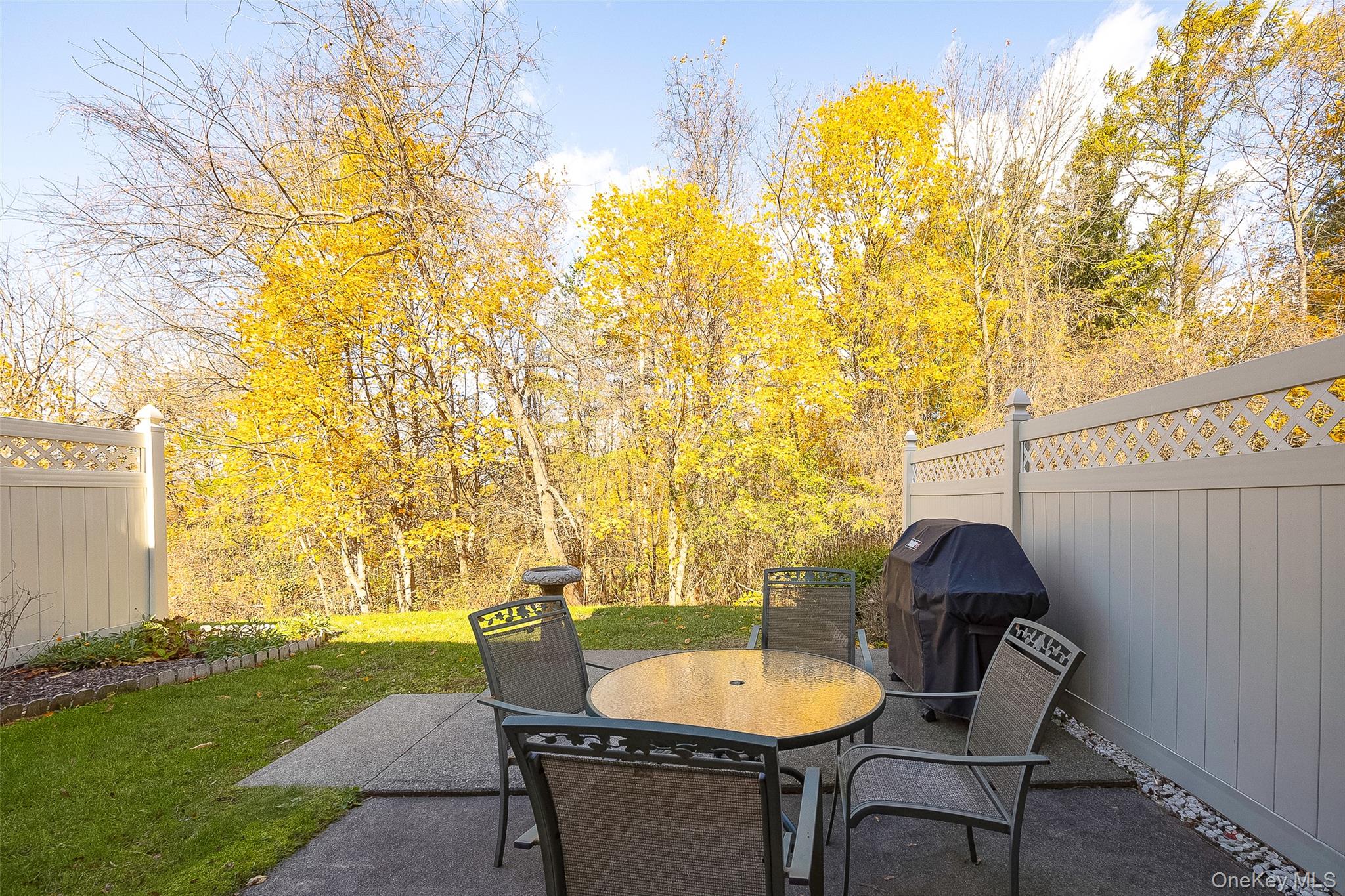 26 Deer Crossing Drive Unit: 26