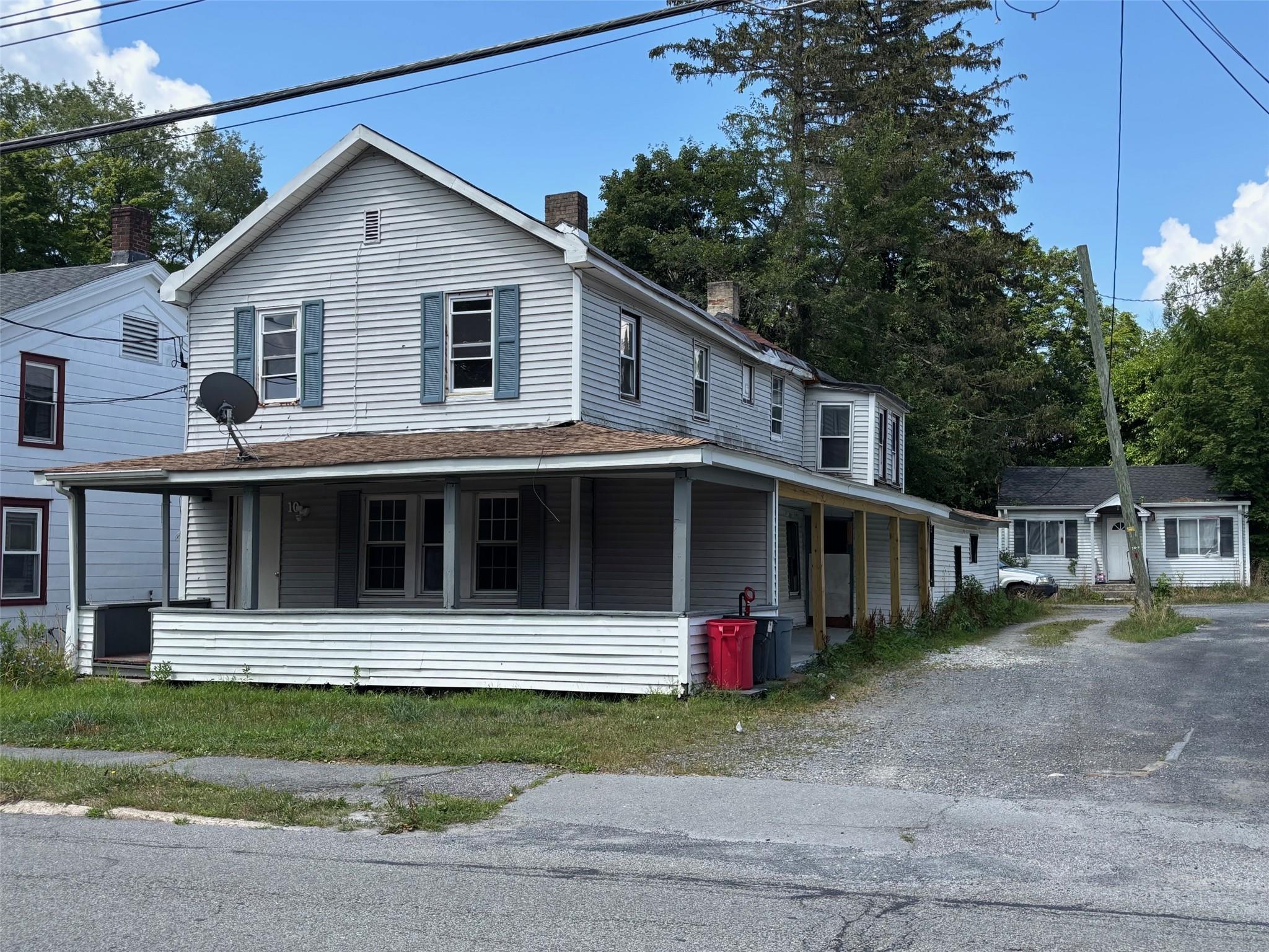 10 Highland Avenue