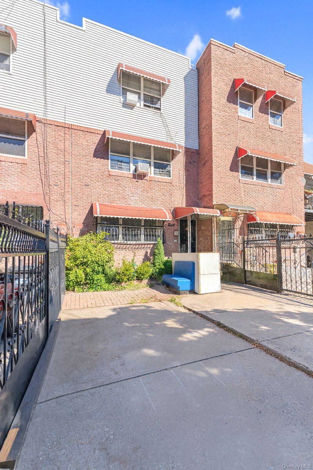 439 E 147th Street
