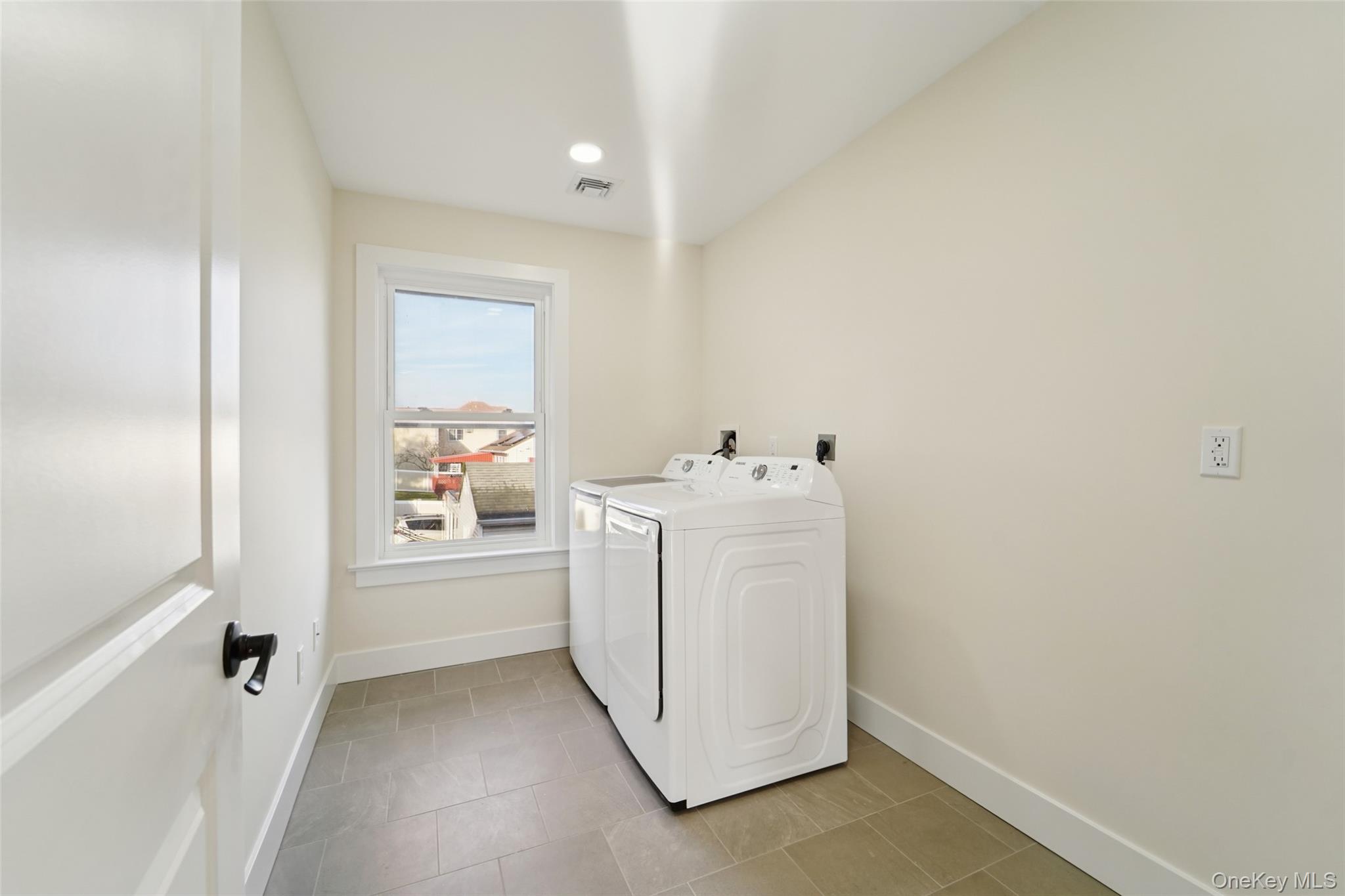 219 Mile Square Road