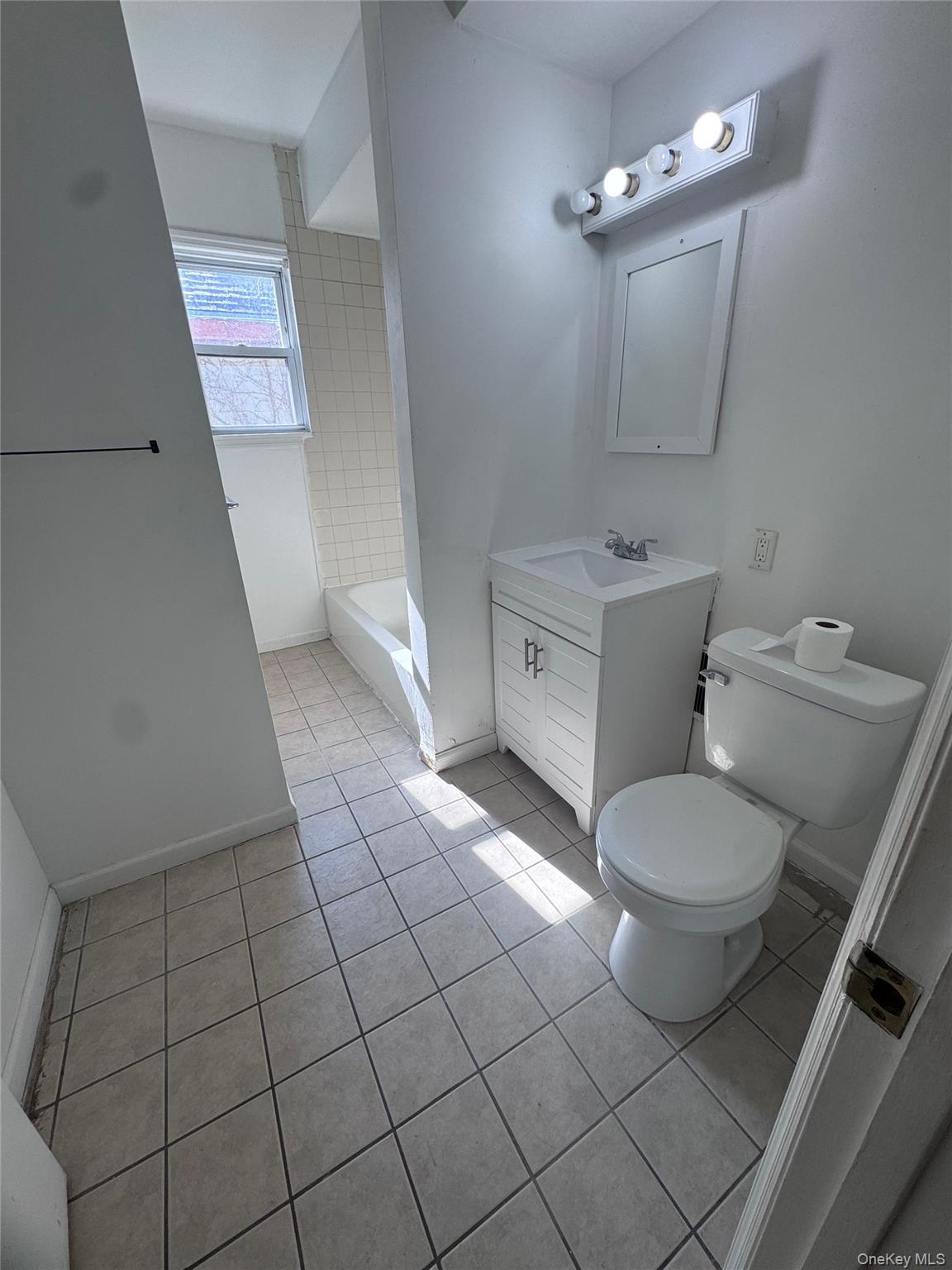 4 Gray Street Unit: Apt #2