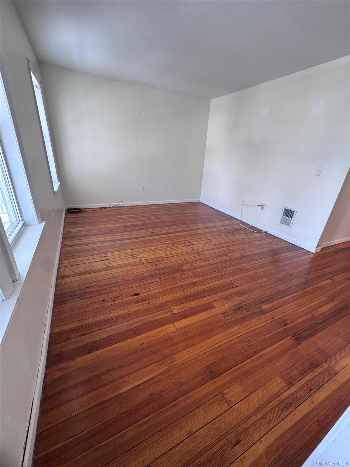 4 Gray Street Unit: Apt #2