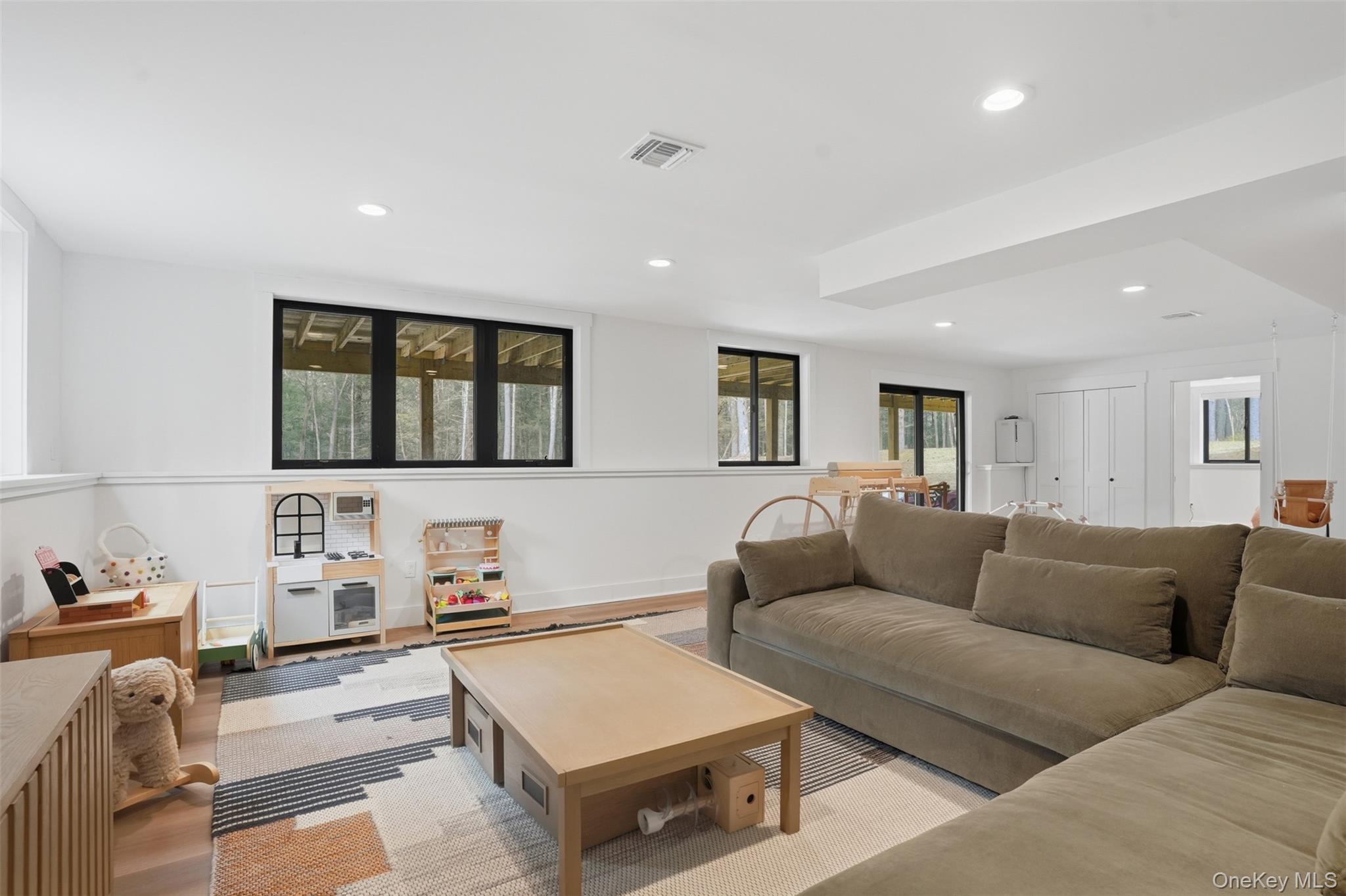 14 Tetta Lane