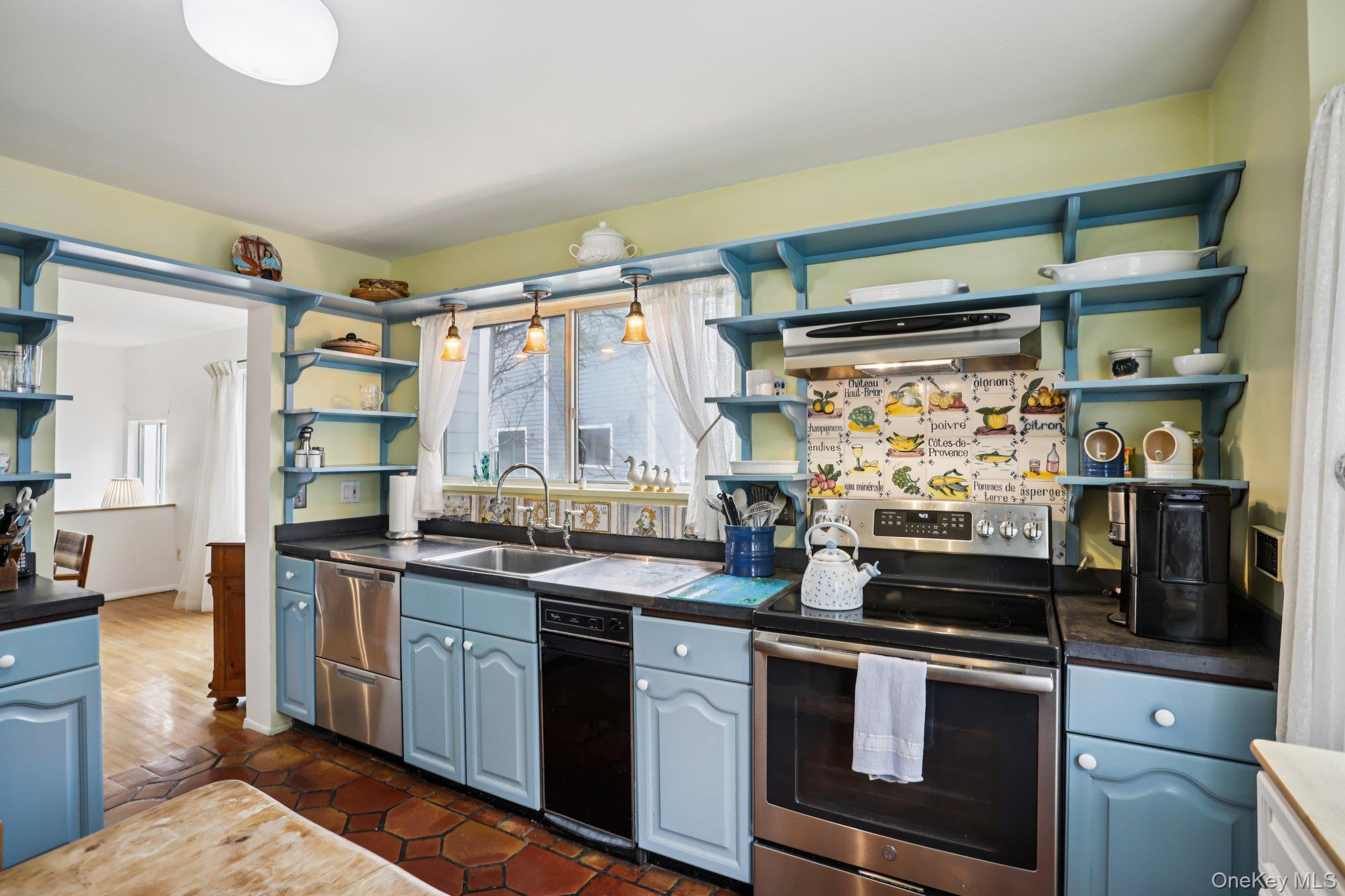 116 Valleyview Road