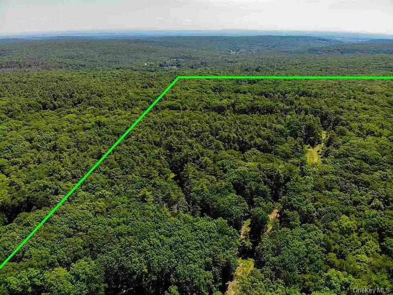 TBD Mulberry Lane