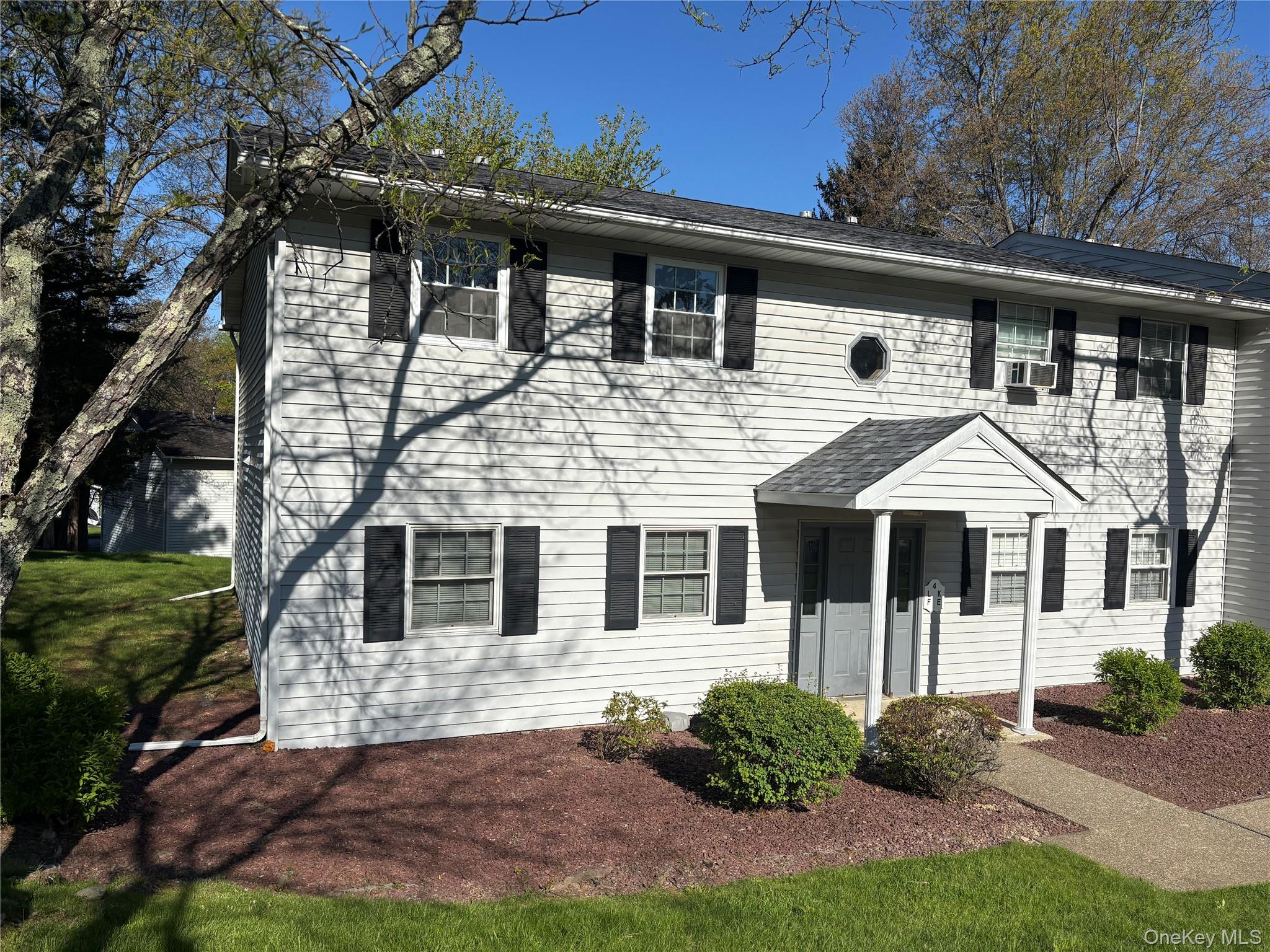 4 Locust Court Unit: F