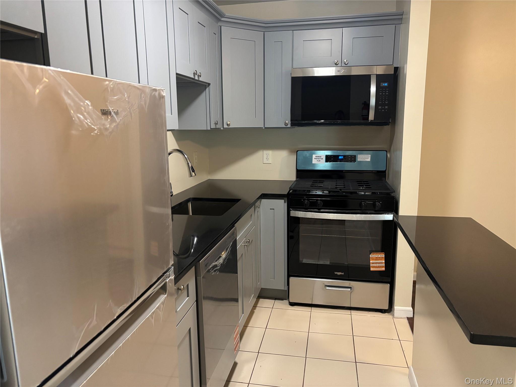 4 Locust Court Unit: F