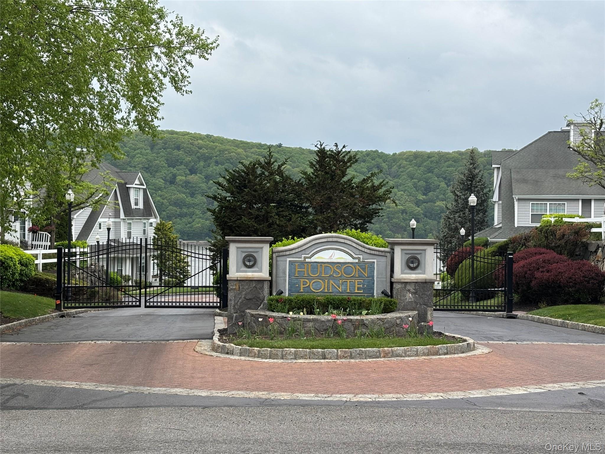 126 Hudson Pointe Drive