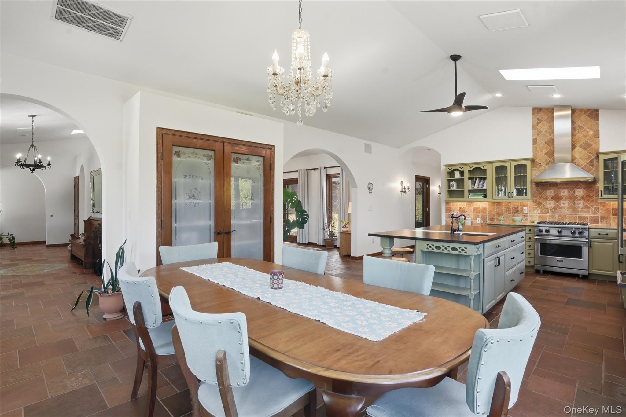 47 Willow Drive
