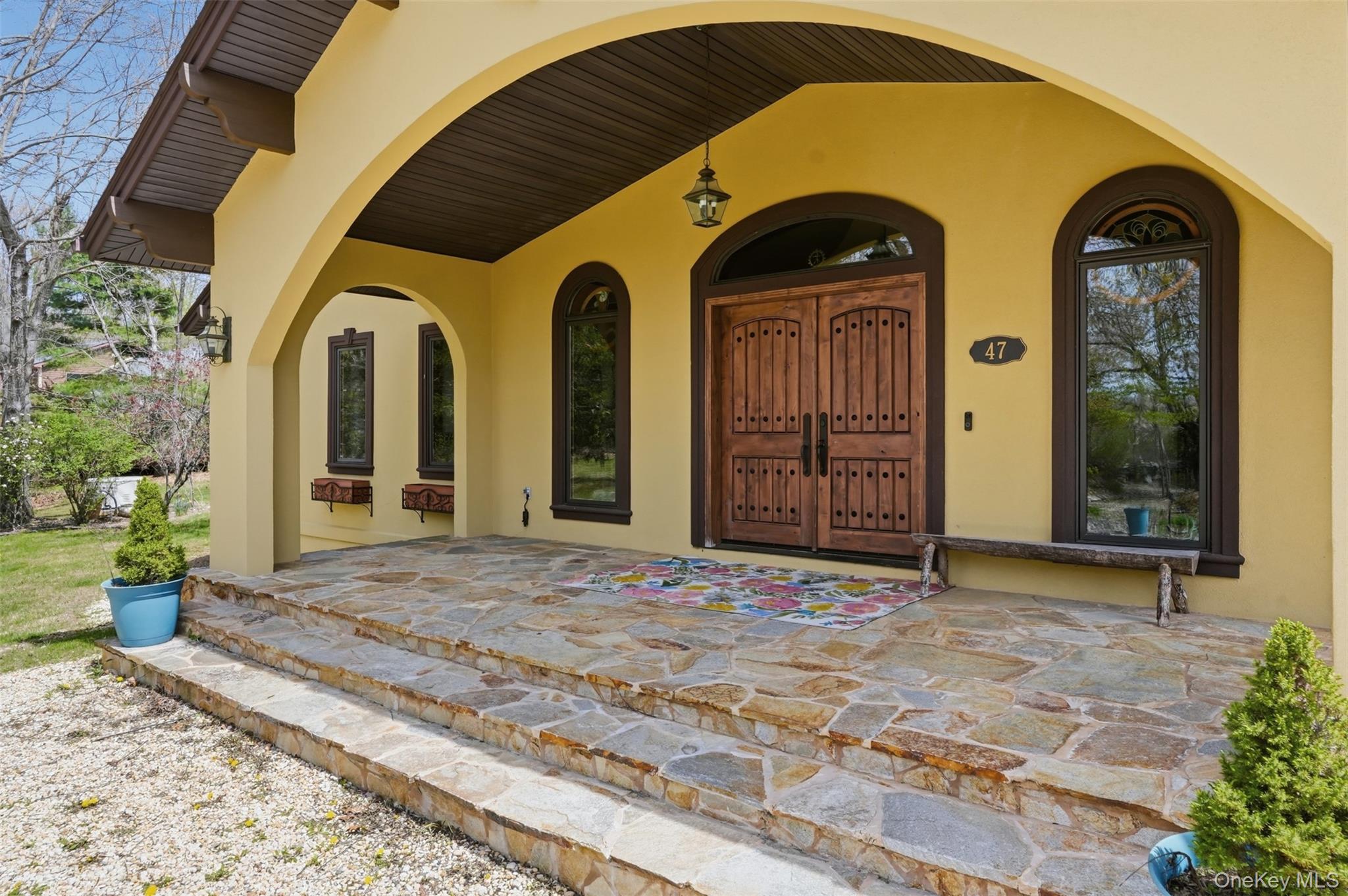 47 Willow Drive