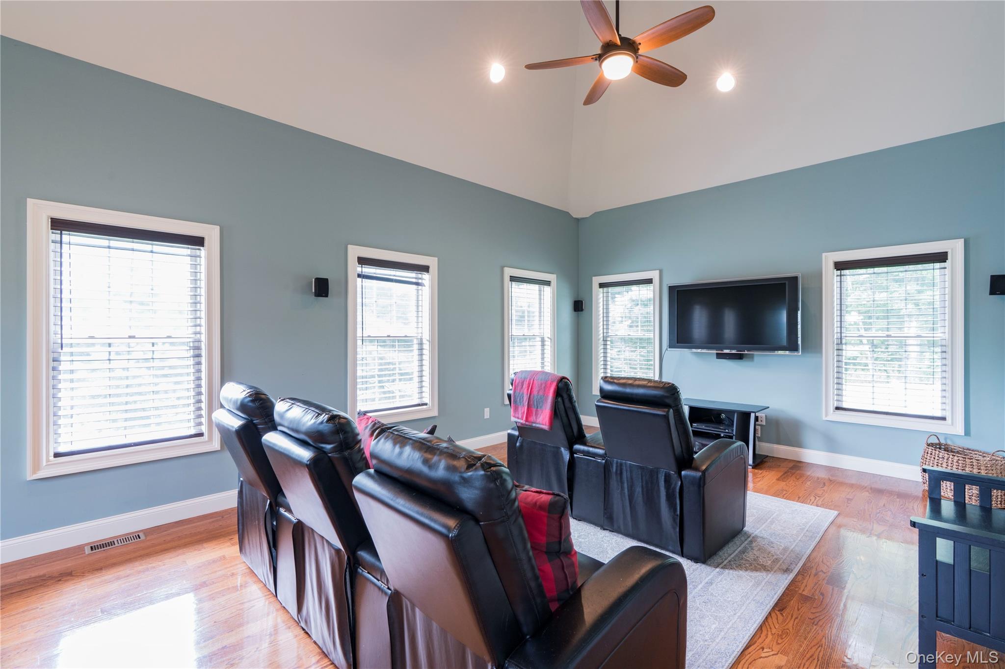 102 Caties Way