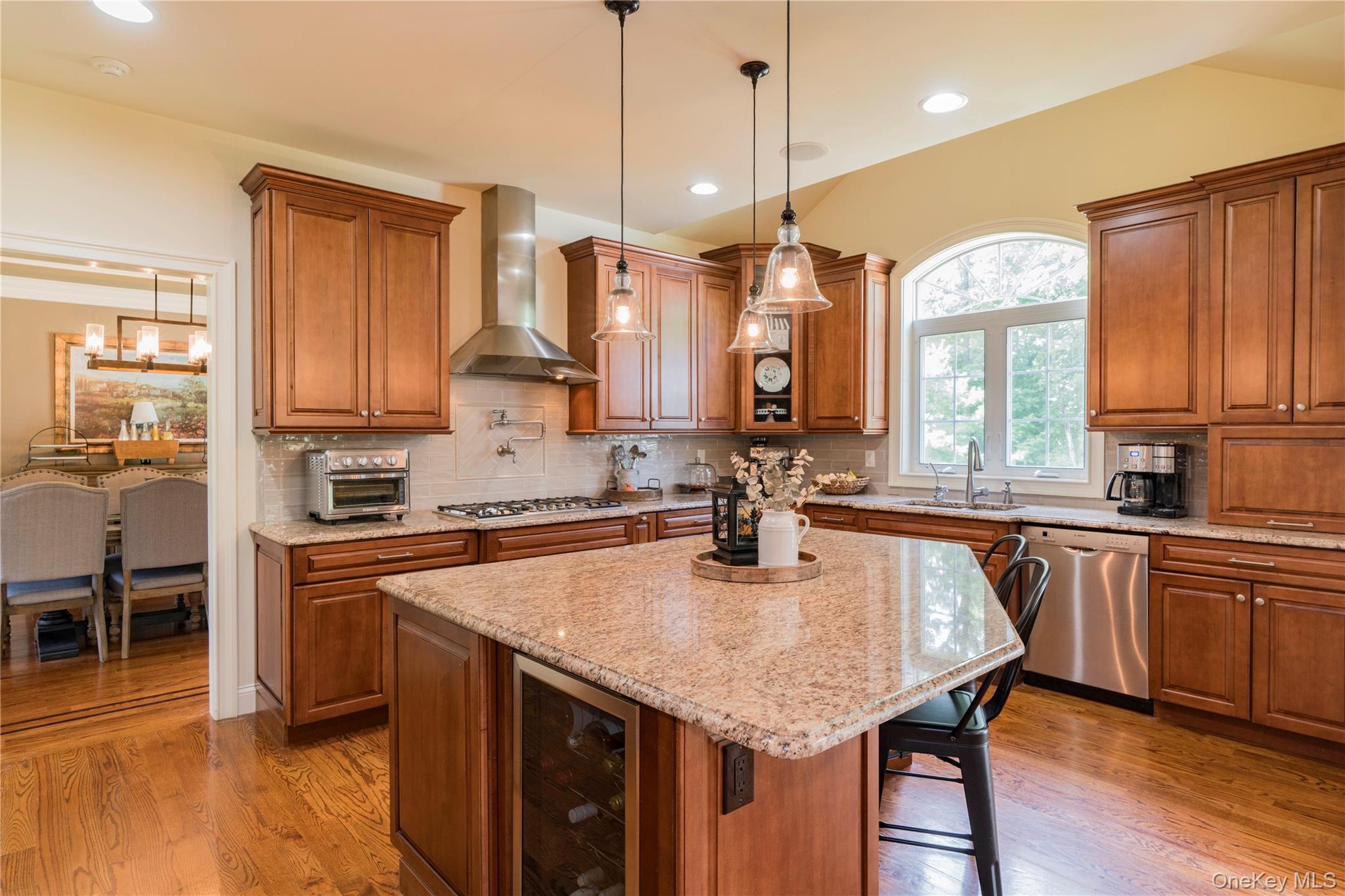102 Caties Way