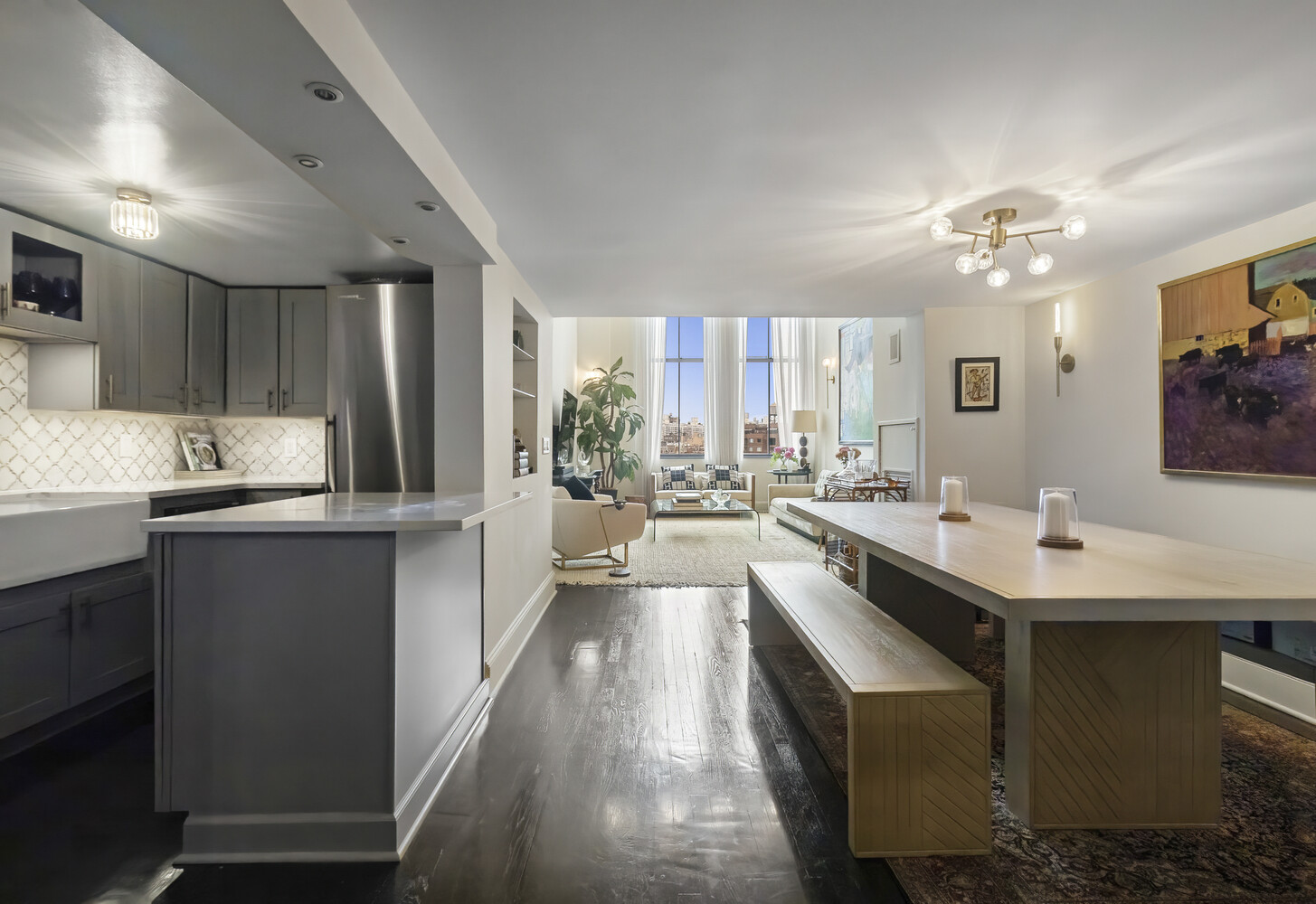 421 HUDSON Street 607