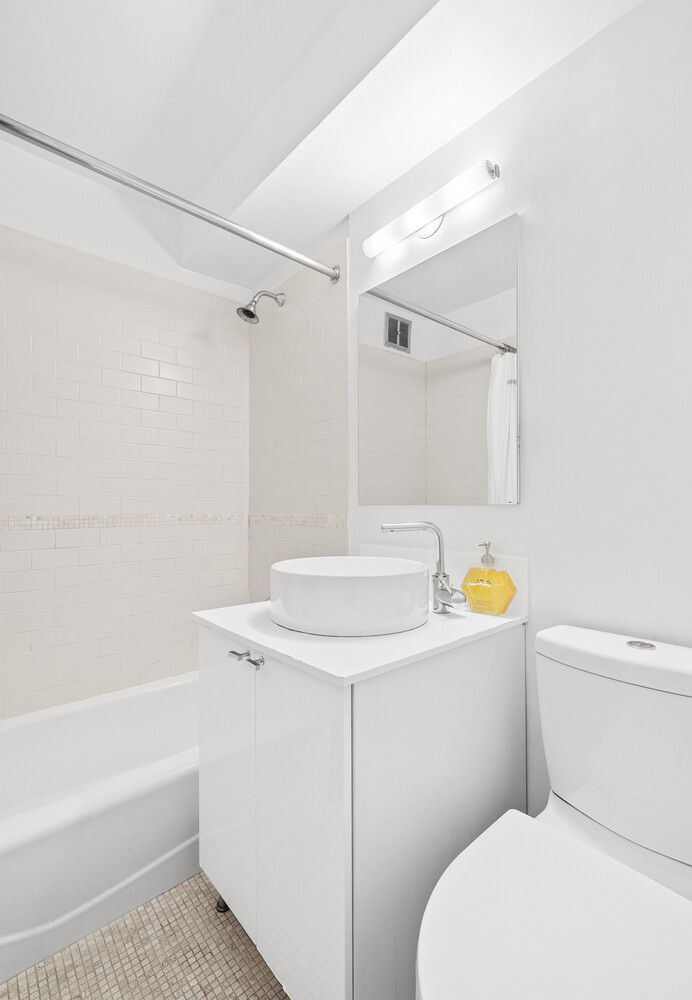 239 E 79TH Street 9A