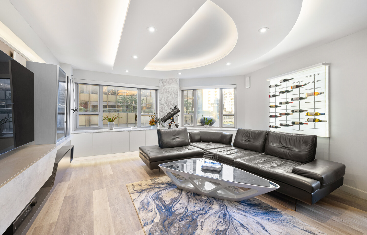 210 E 47TH Street 11F