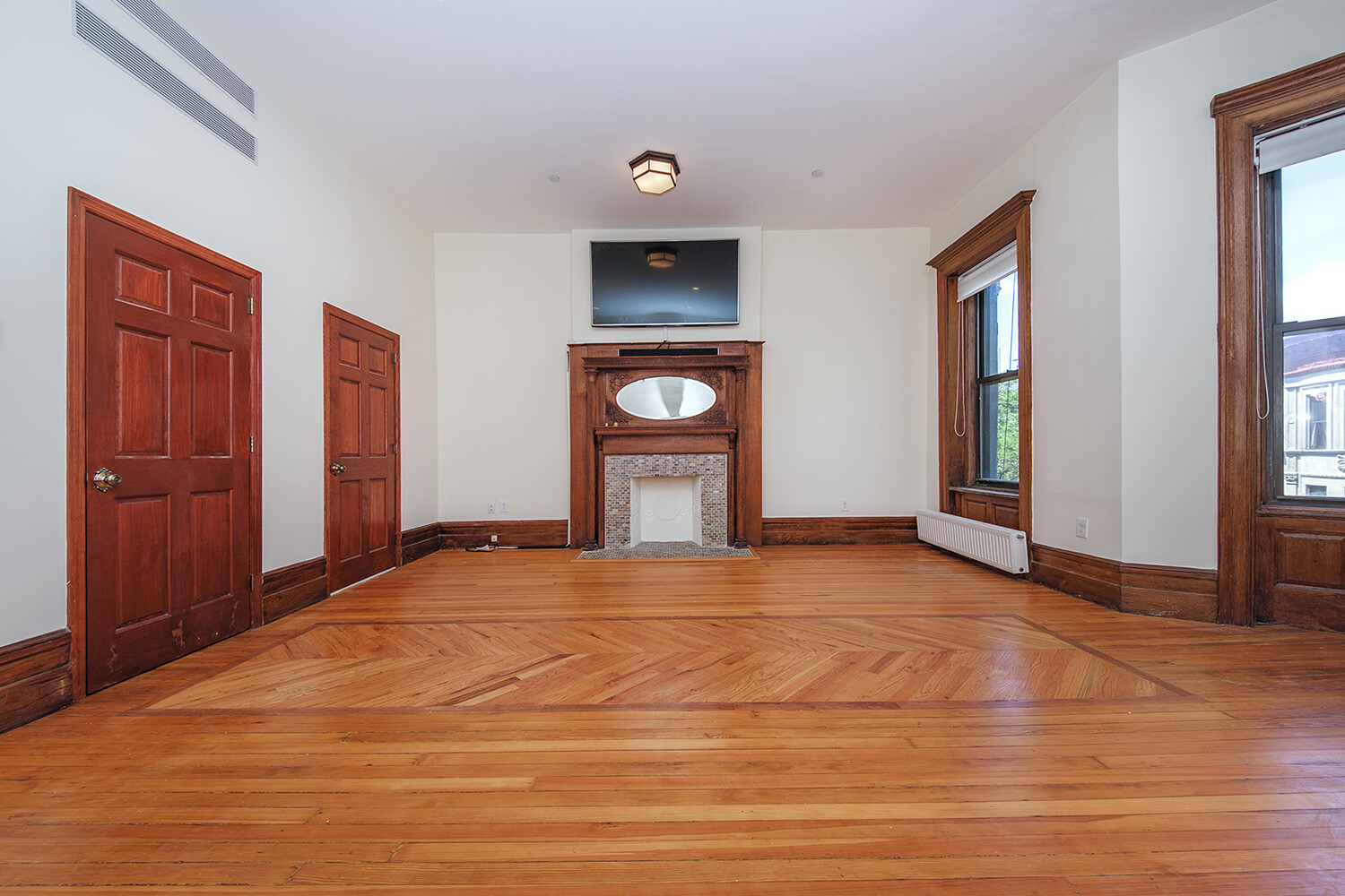 116 W 118TH Street
